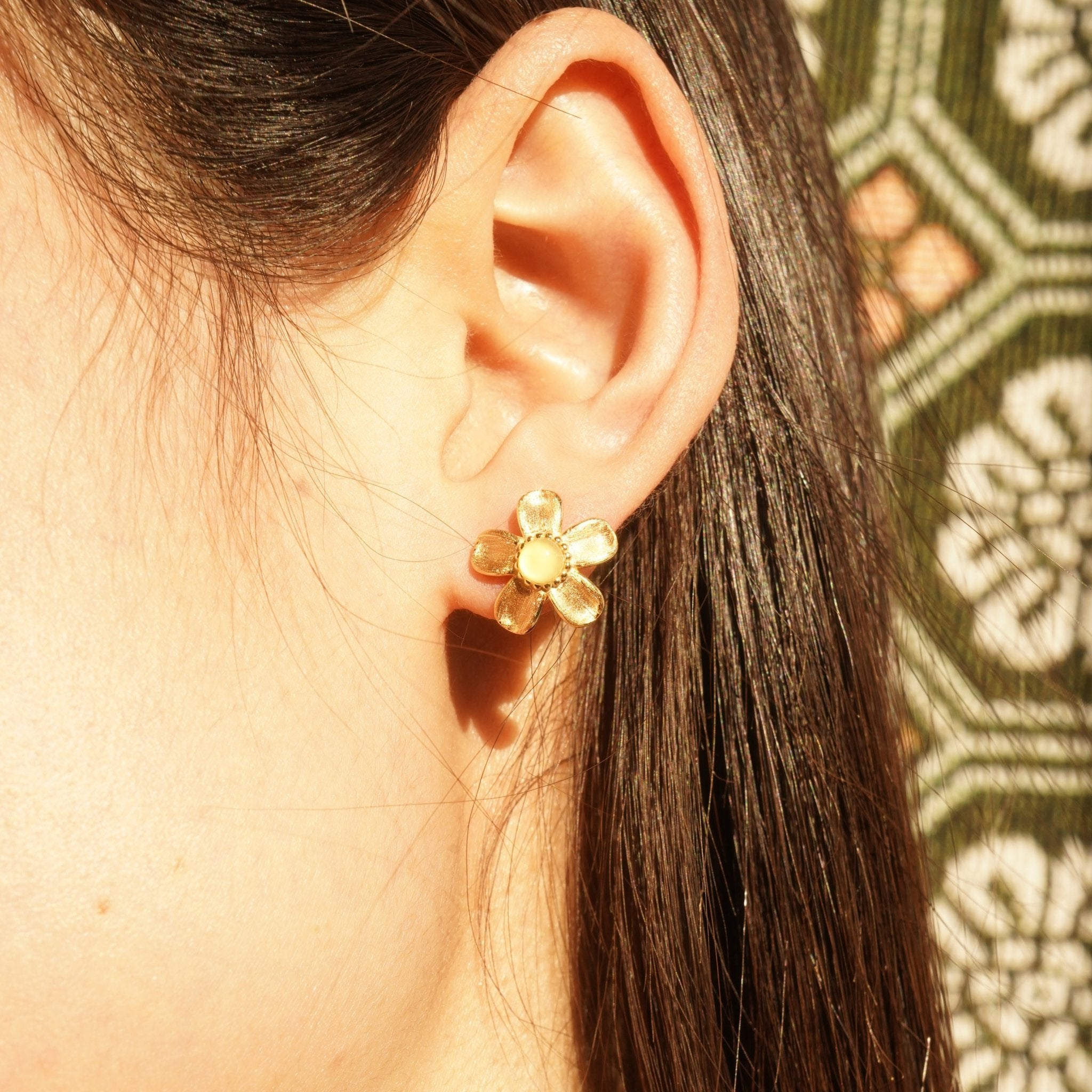 ToneTale 18K Gold Shimmering Star Flower Earrings | MADAX