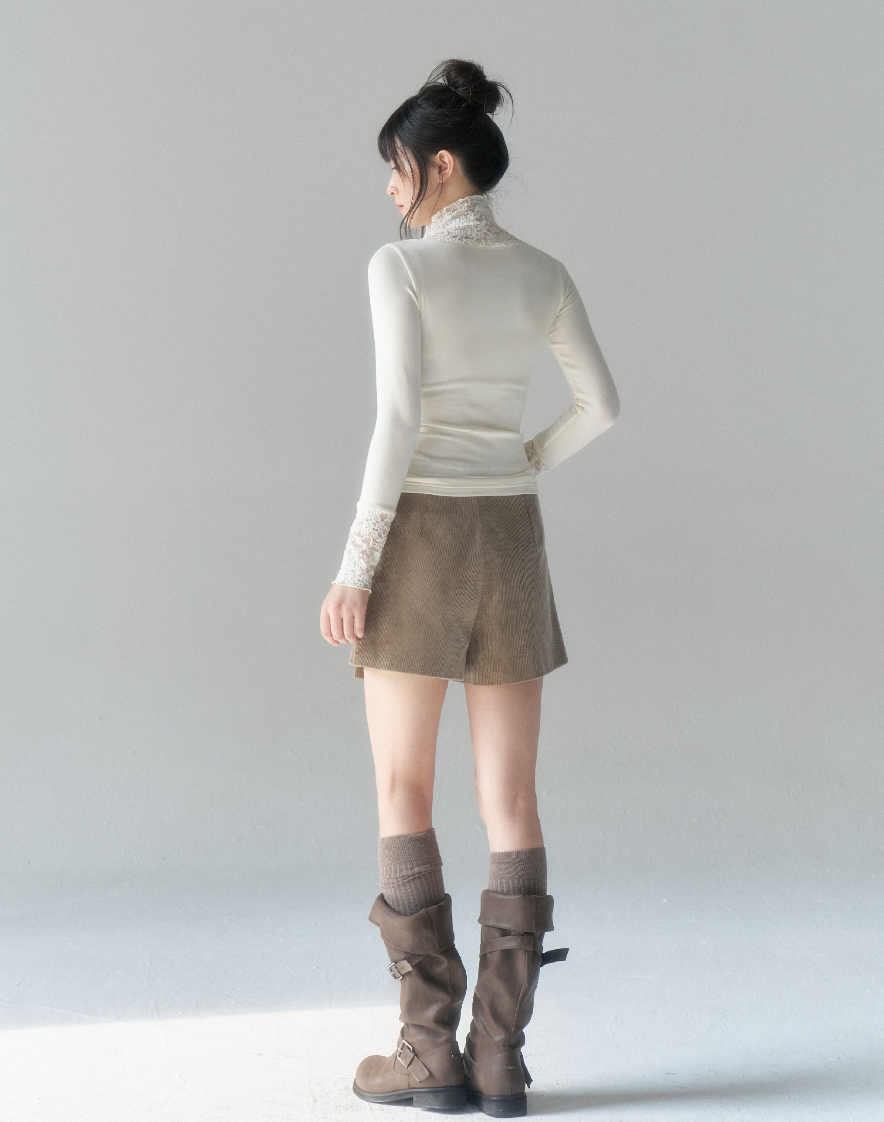 Corduroy Retro Skorts in Oatmeal Grey