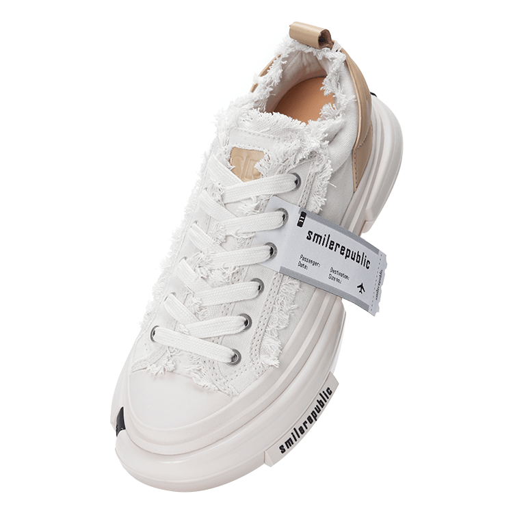 SMILEREPUBLIC 70s Classic Low - top Canvas Shoes in White | MADAX