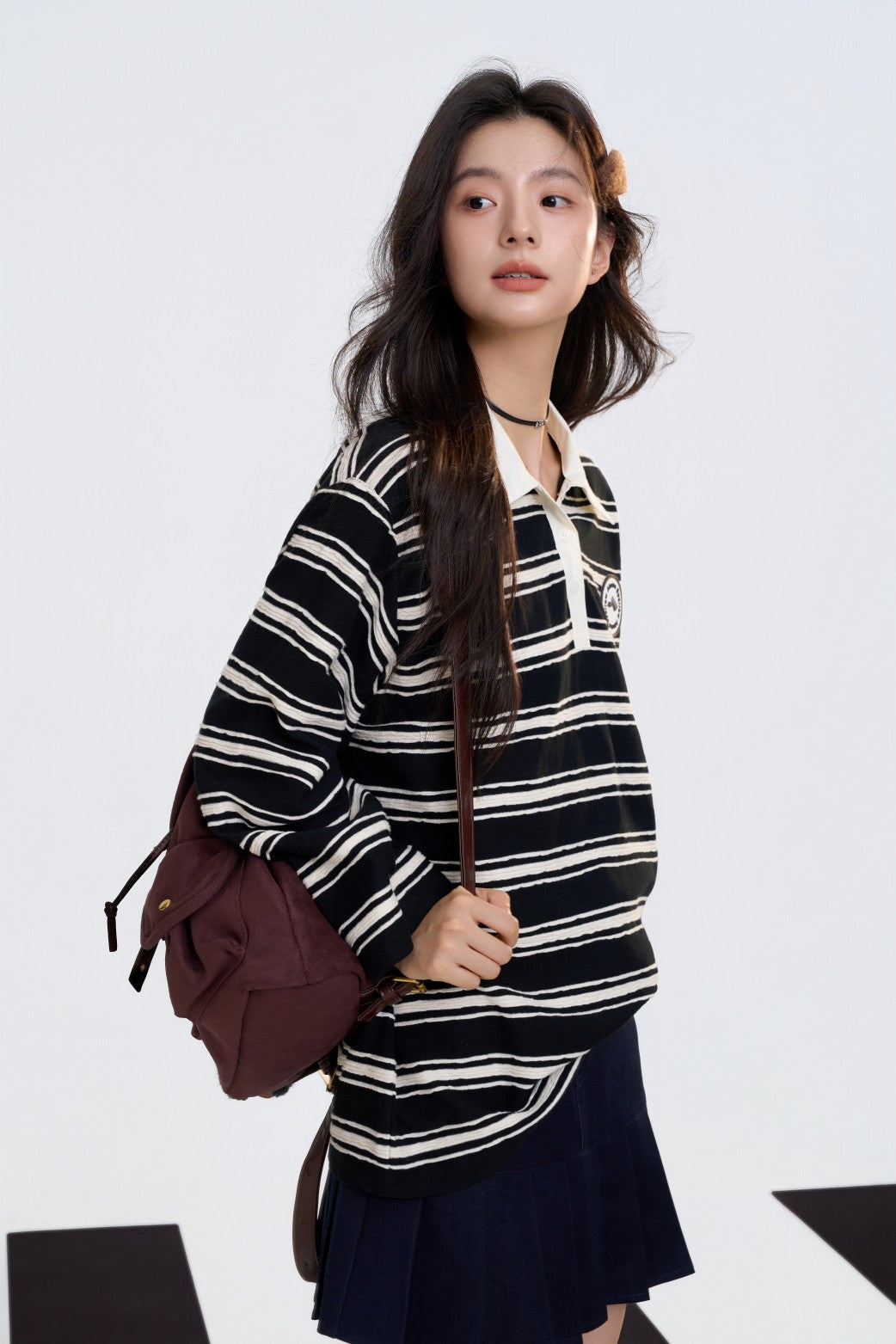 ストライプ柄ポロカラー 長袖 黒と白