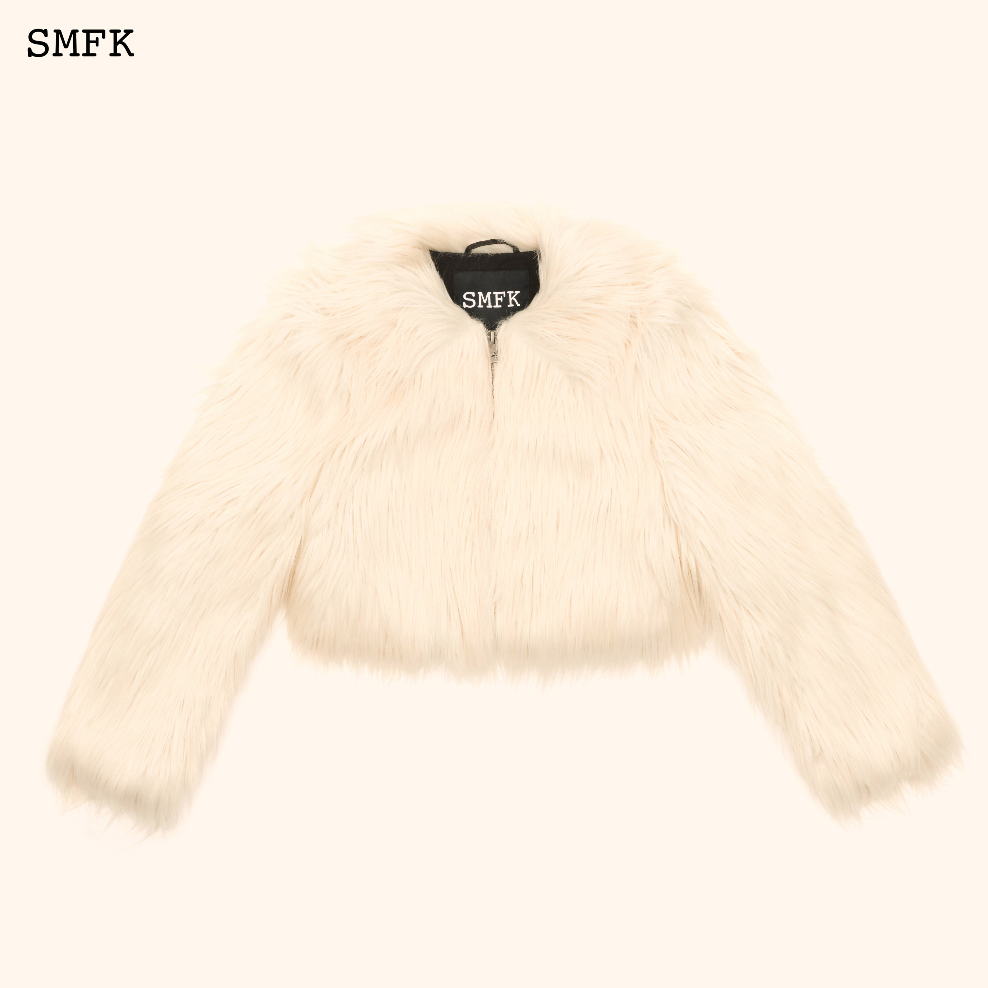 WildWorld Faux Fur Short Jacket In White | MADAX