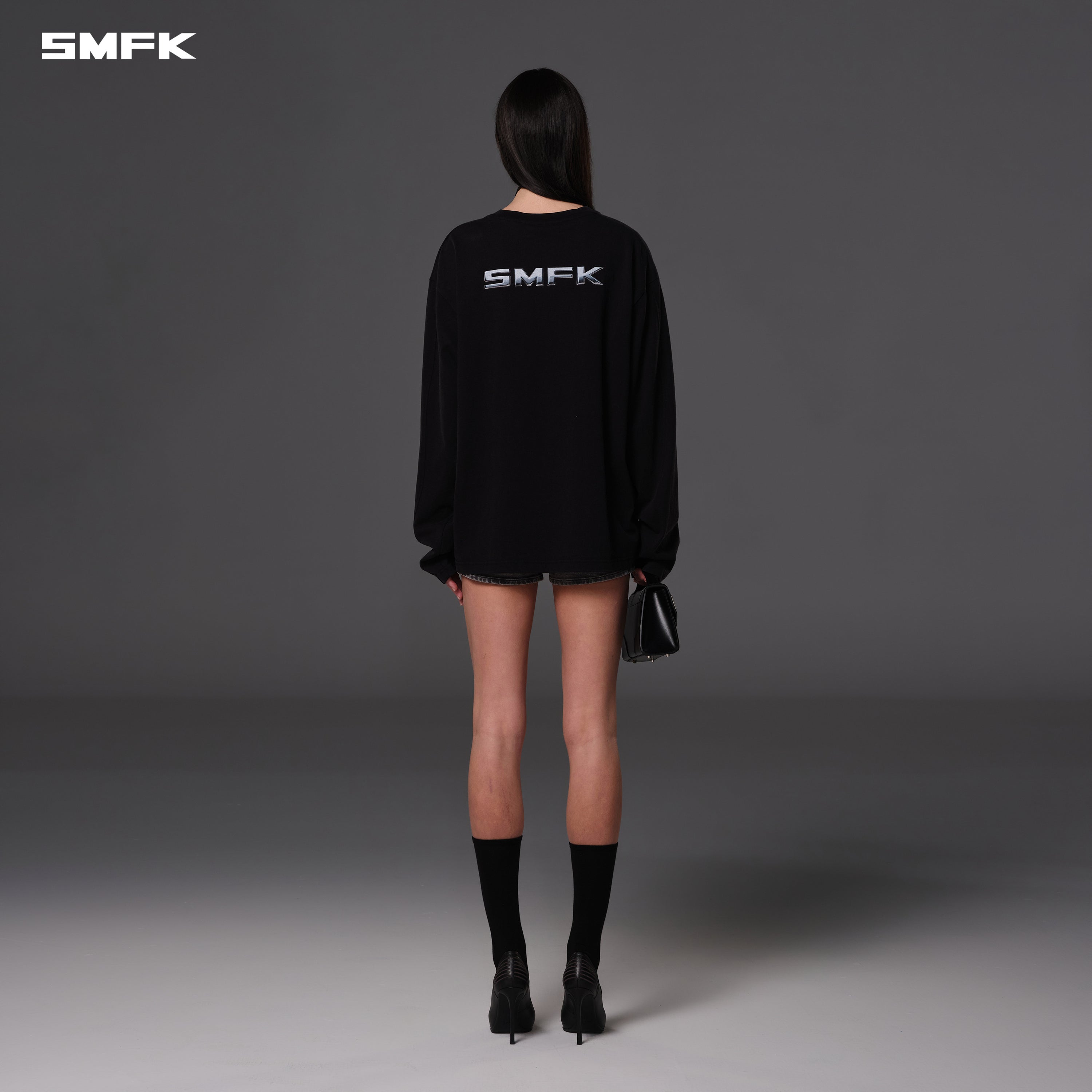 Future Reflection Pullover In Wild Black