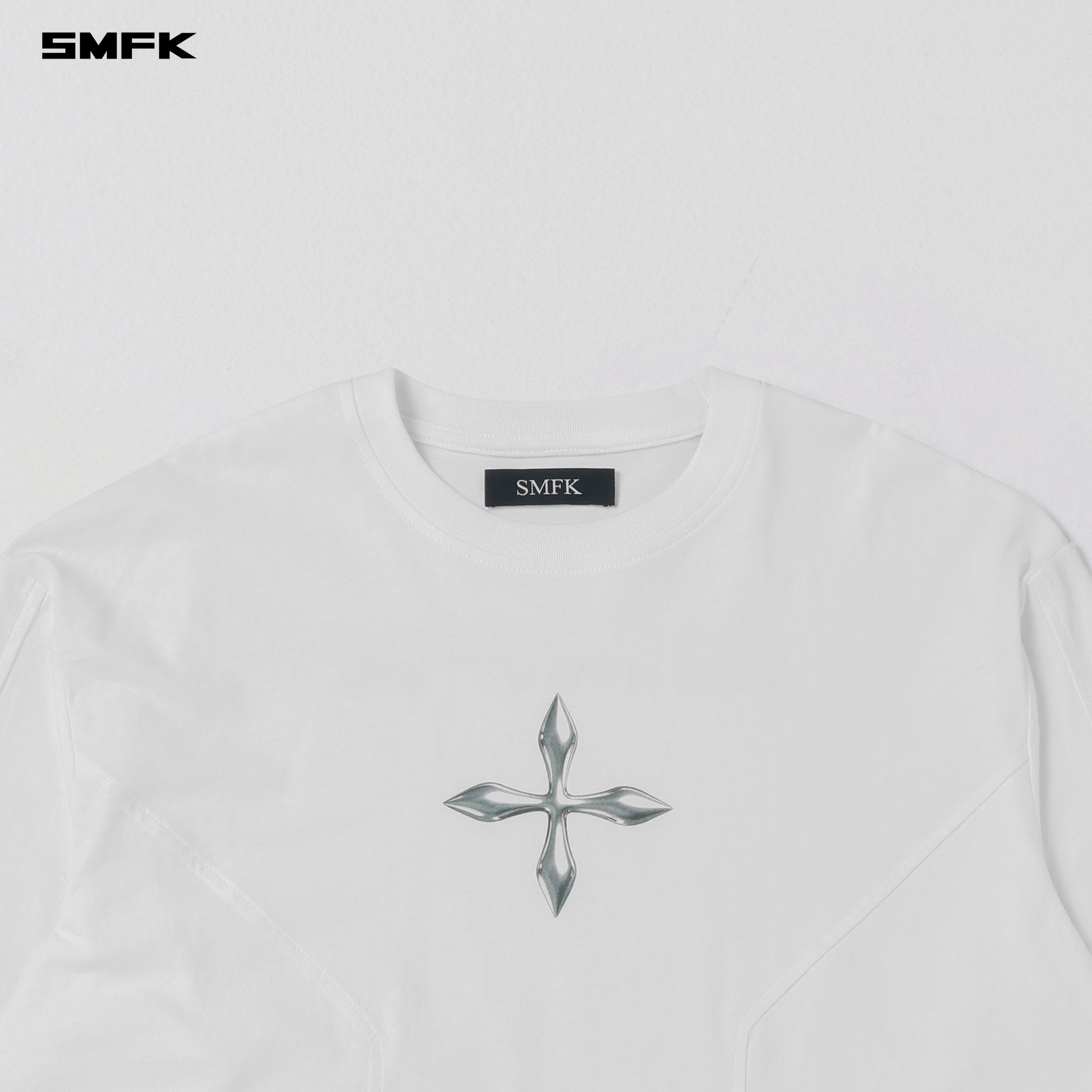 Future Reflection Pullover In Cloud White