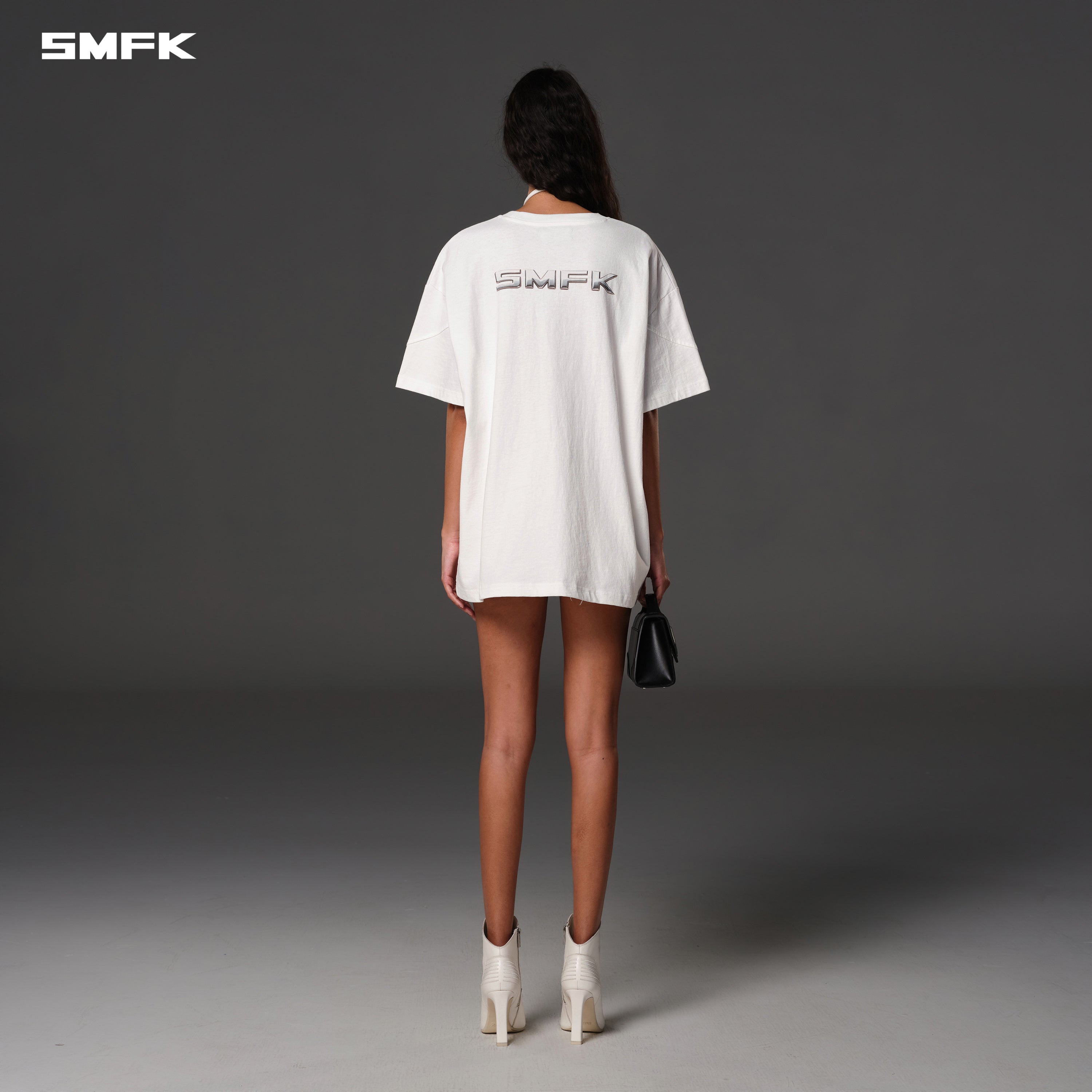 Future Reflection Loose Tee In Cloud White