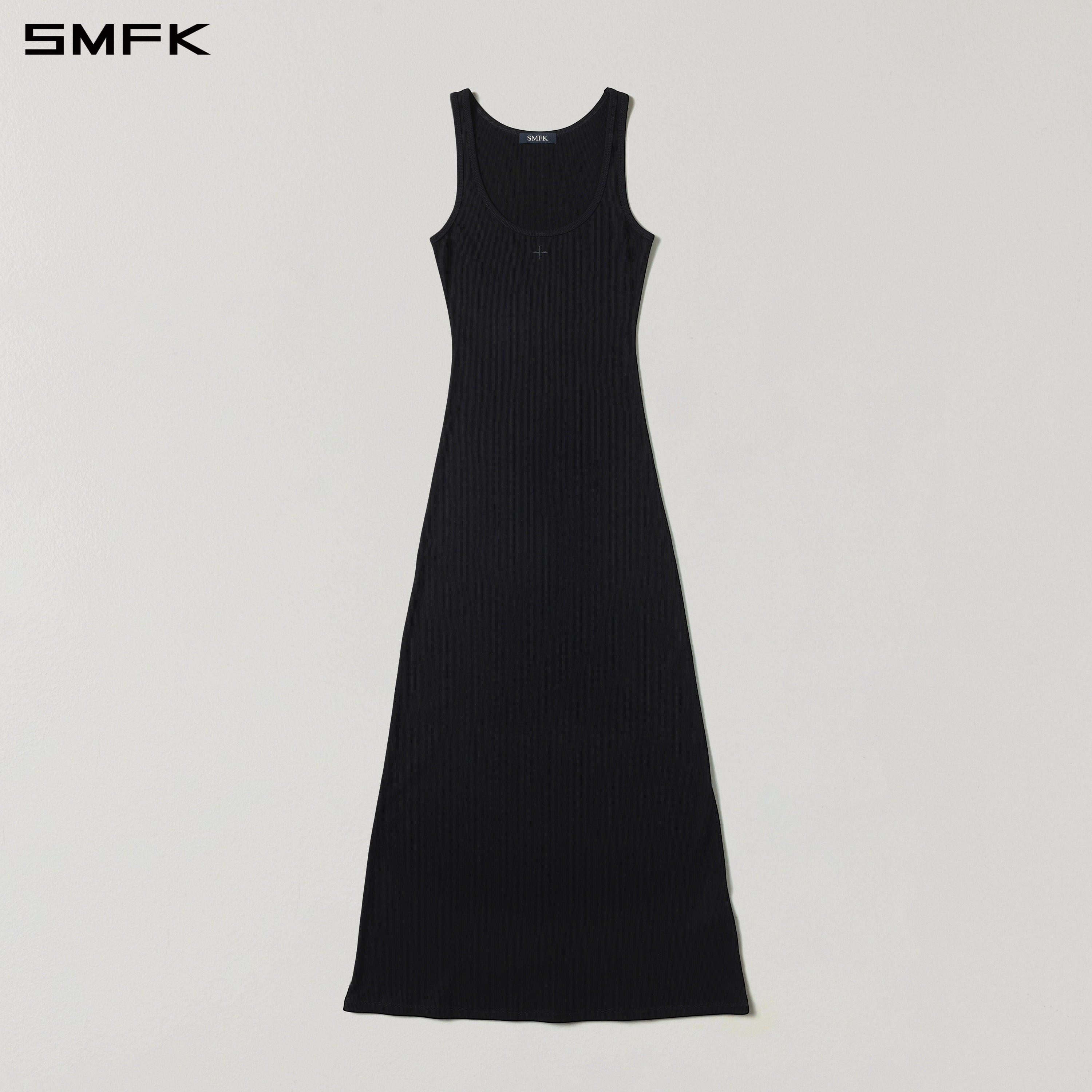 黒のシルクベストドレス