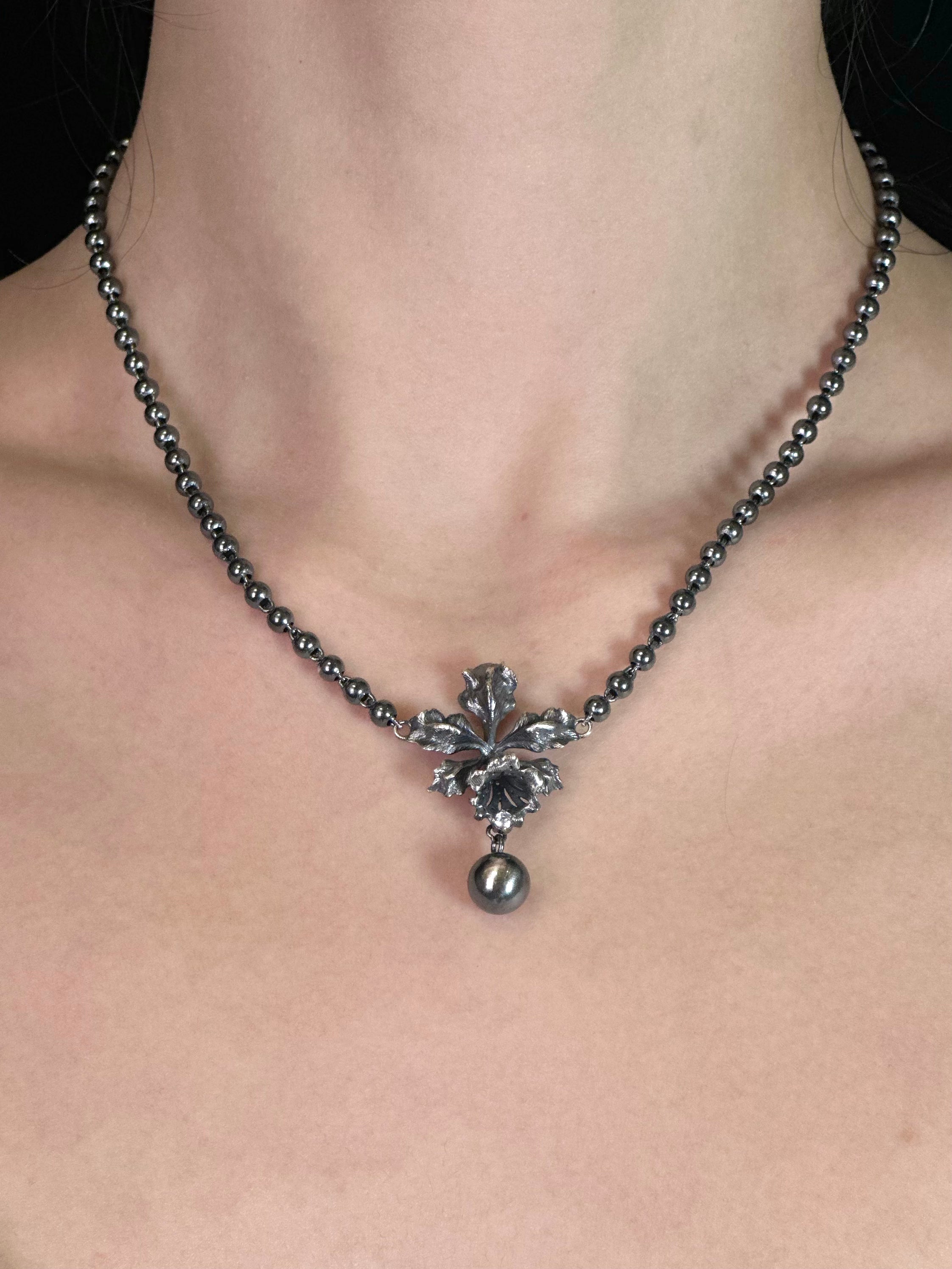 Black Silver Raindrop Orchid Necklace