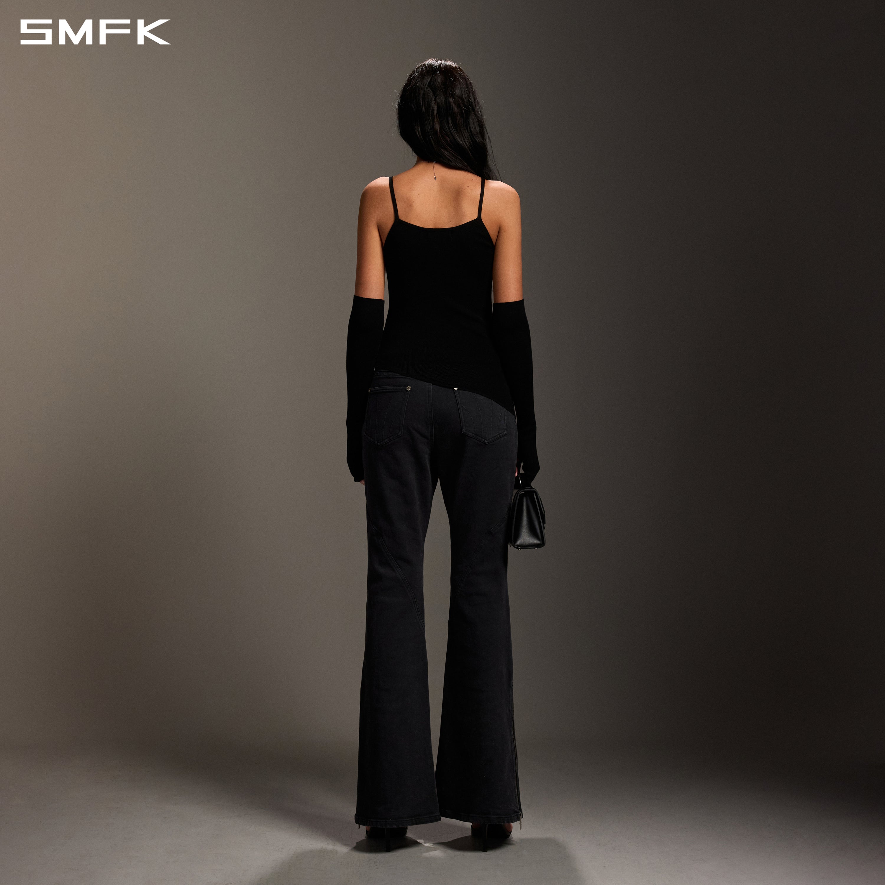 Black Flared Elastic Jeans
