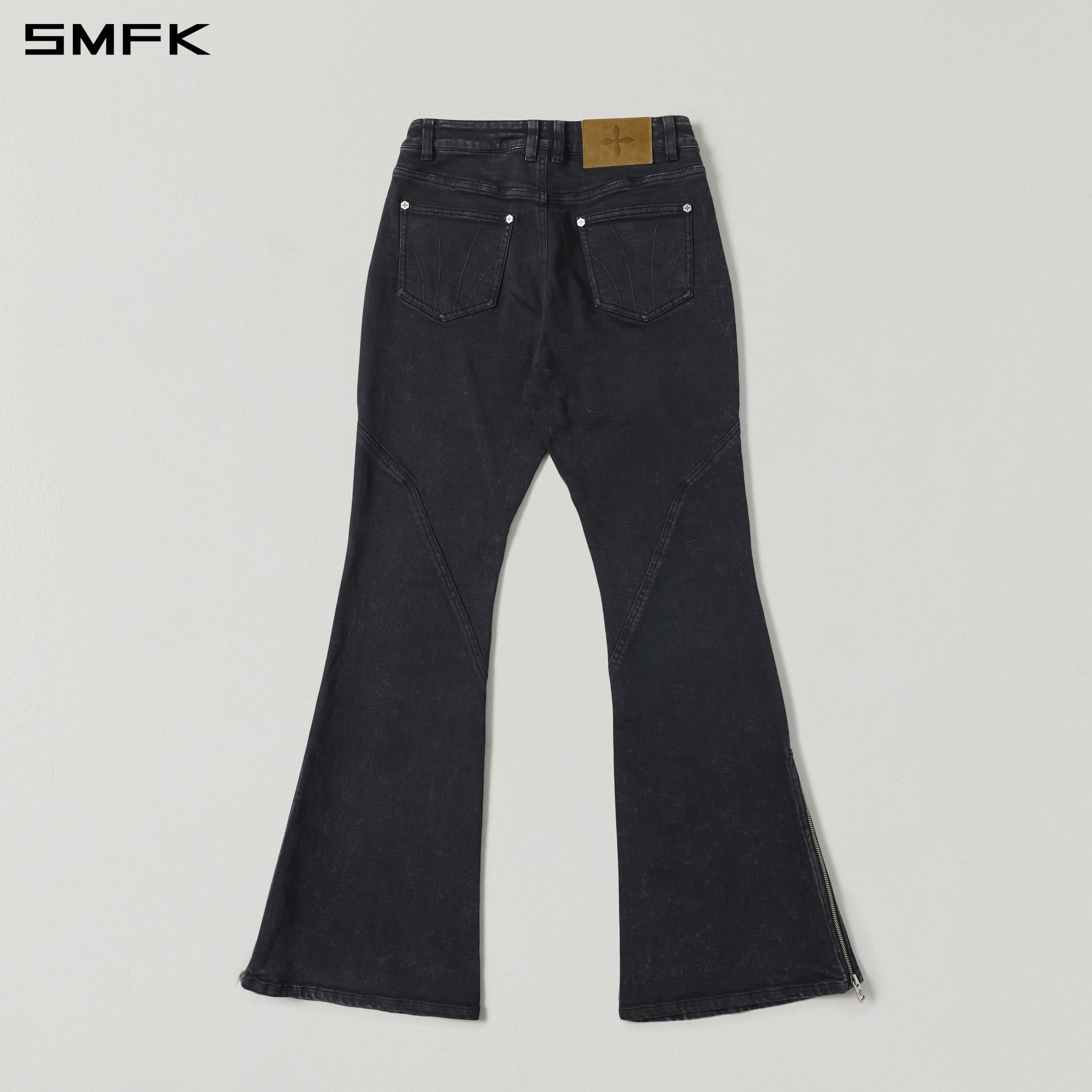 Black Flared Elastic Jeans