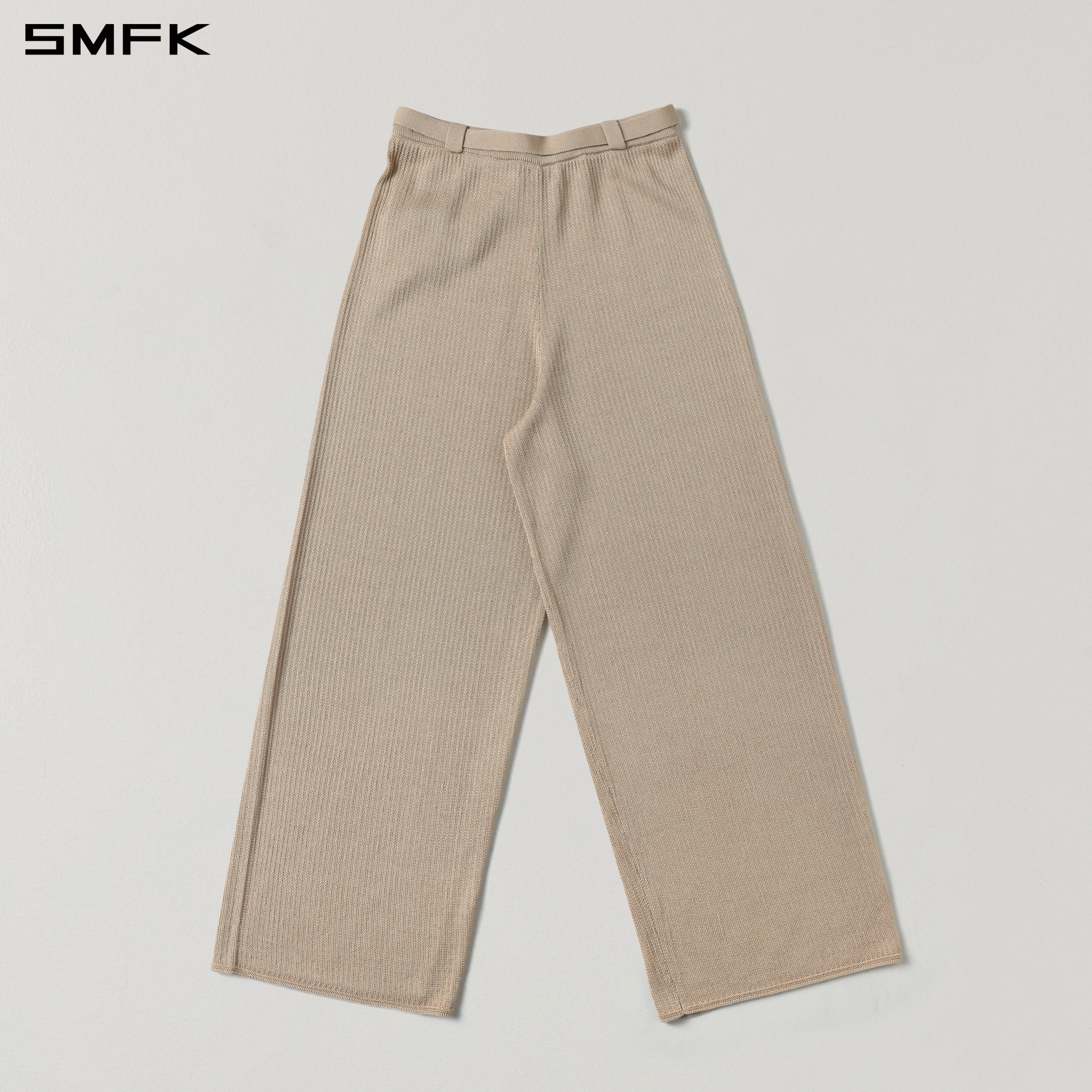 ストレートレッグニットパンツ、肌色