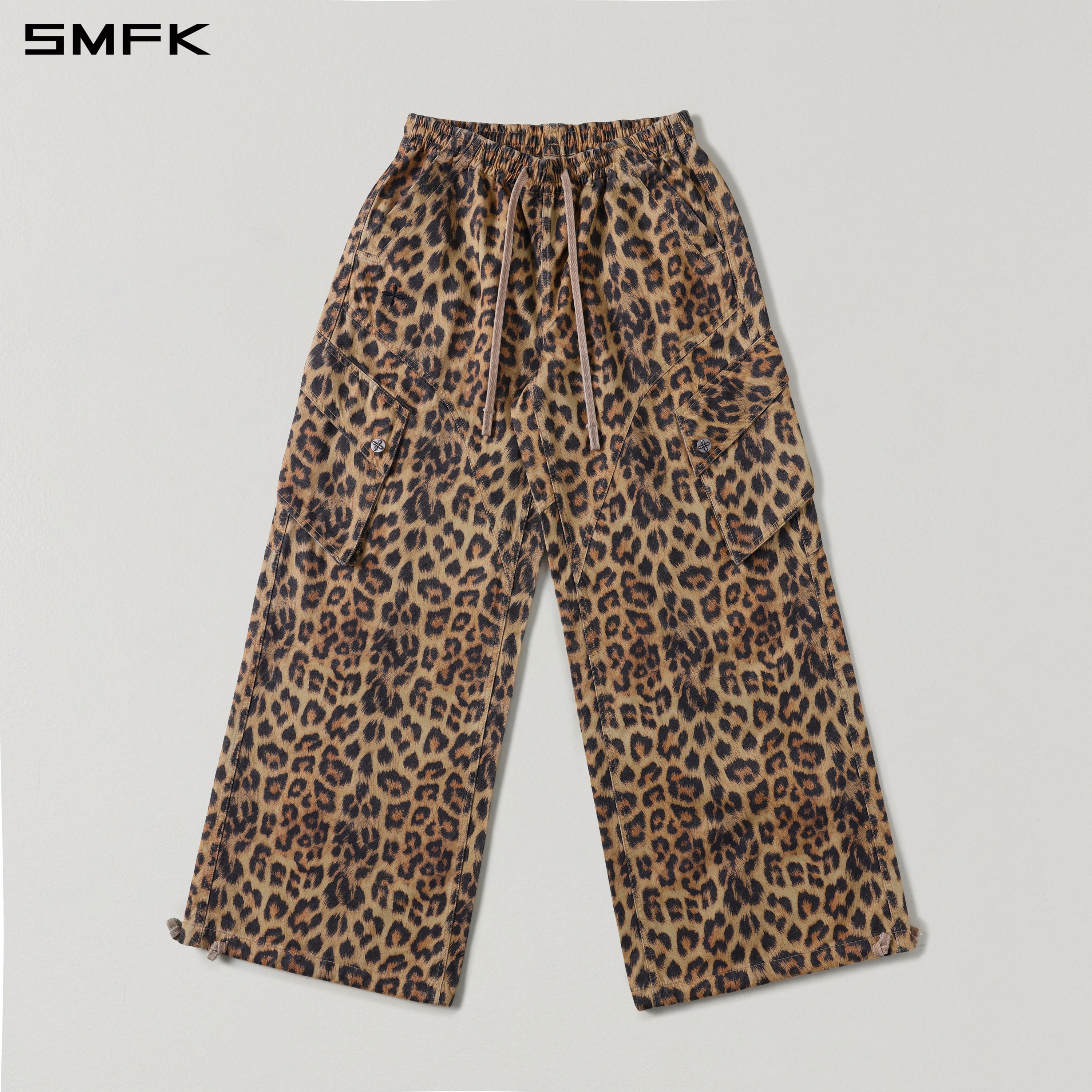 Leopard Print Wide-Leg Athletic Cargo Pants