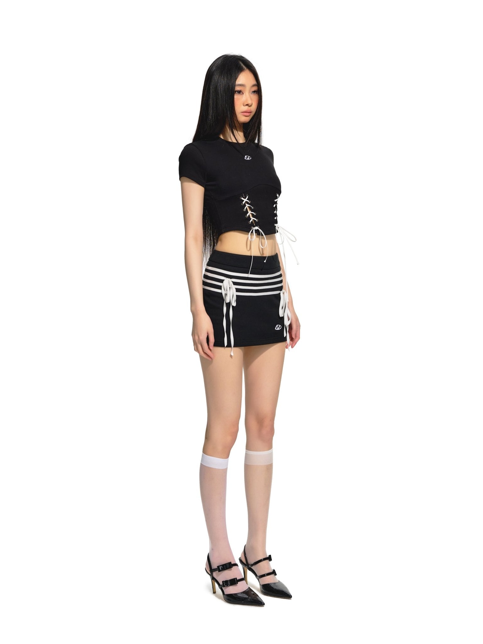 NAWS Appliqued Striped Color - Crossing Sports Skirt Black | MADA IN CHINA