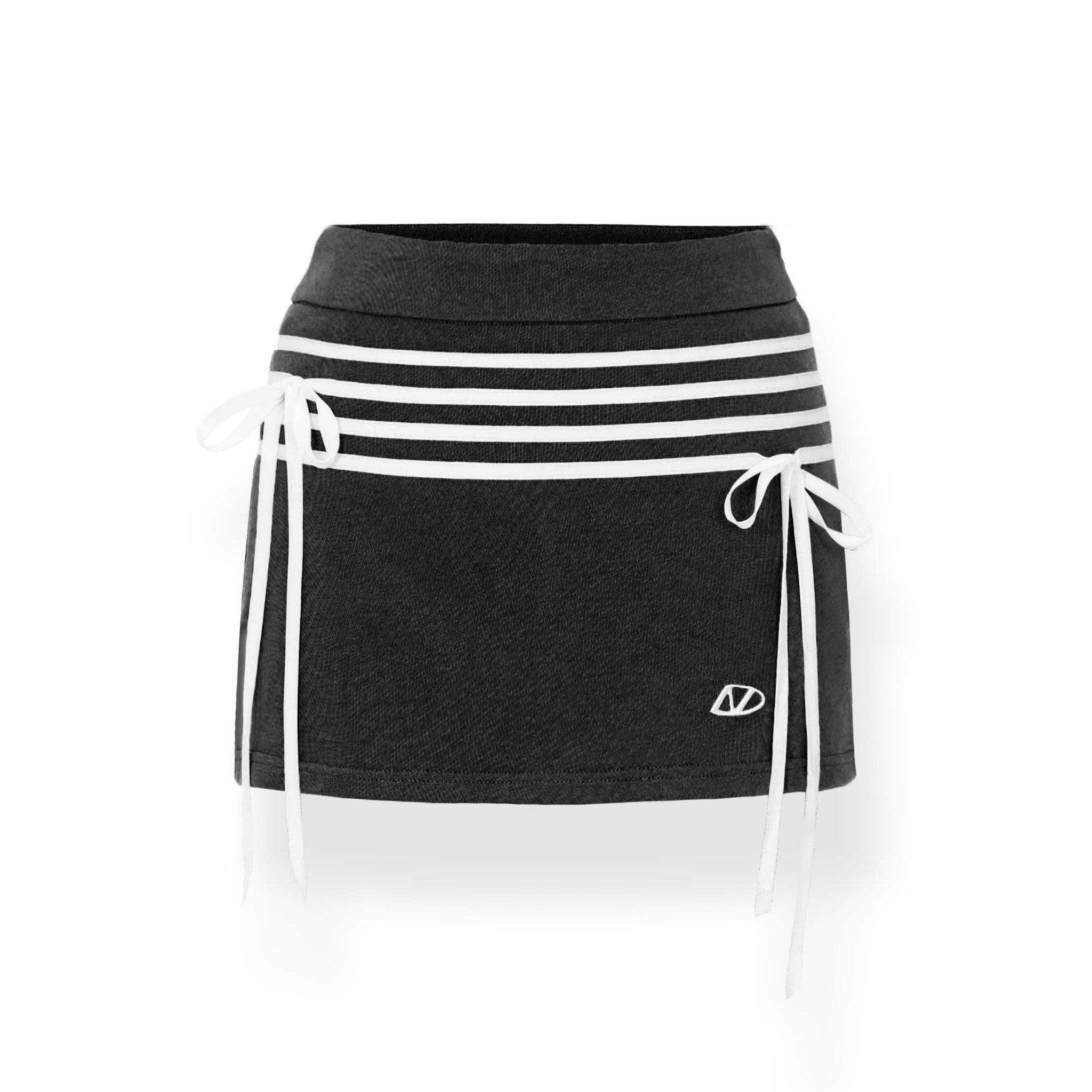 NAWS Appliqued Striped Color - Crossing Sports Skirt Black | MADA IN CHINA