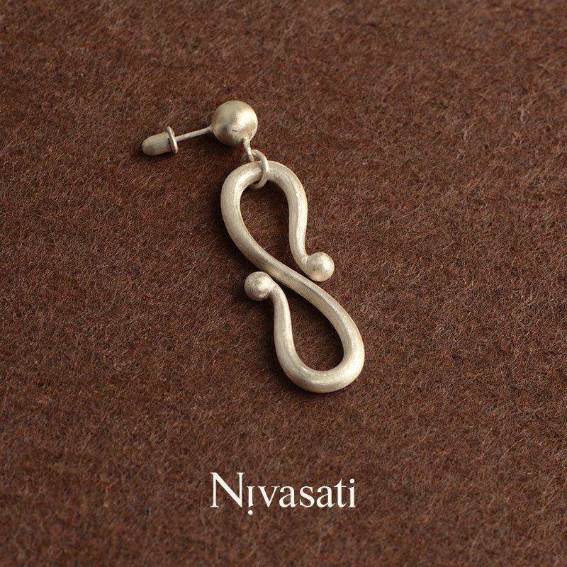 Nivasati Balance Series Giant S Earring | MADA IN CHINA