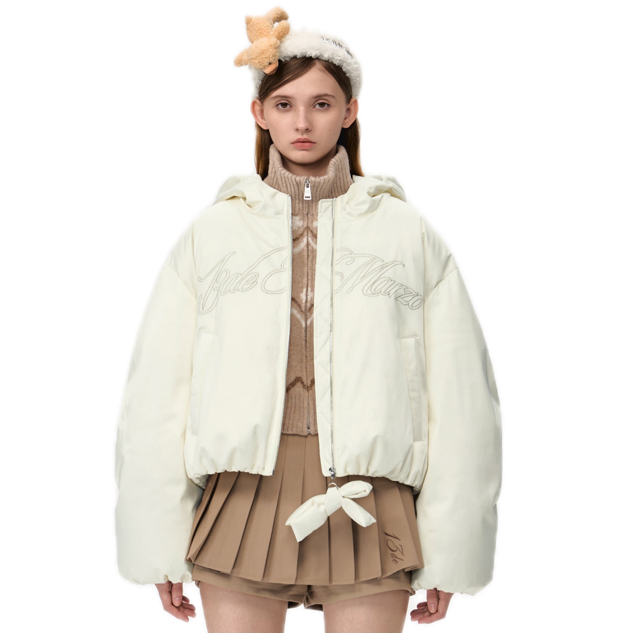 13DE MARZO Bear A Bow Silky Down Jacket In Whte | MADAX