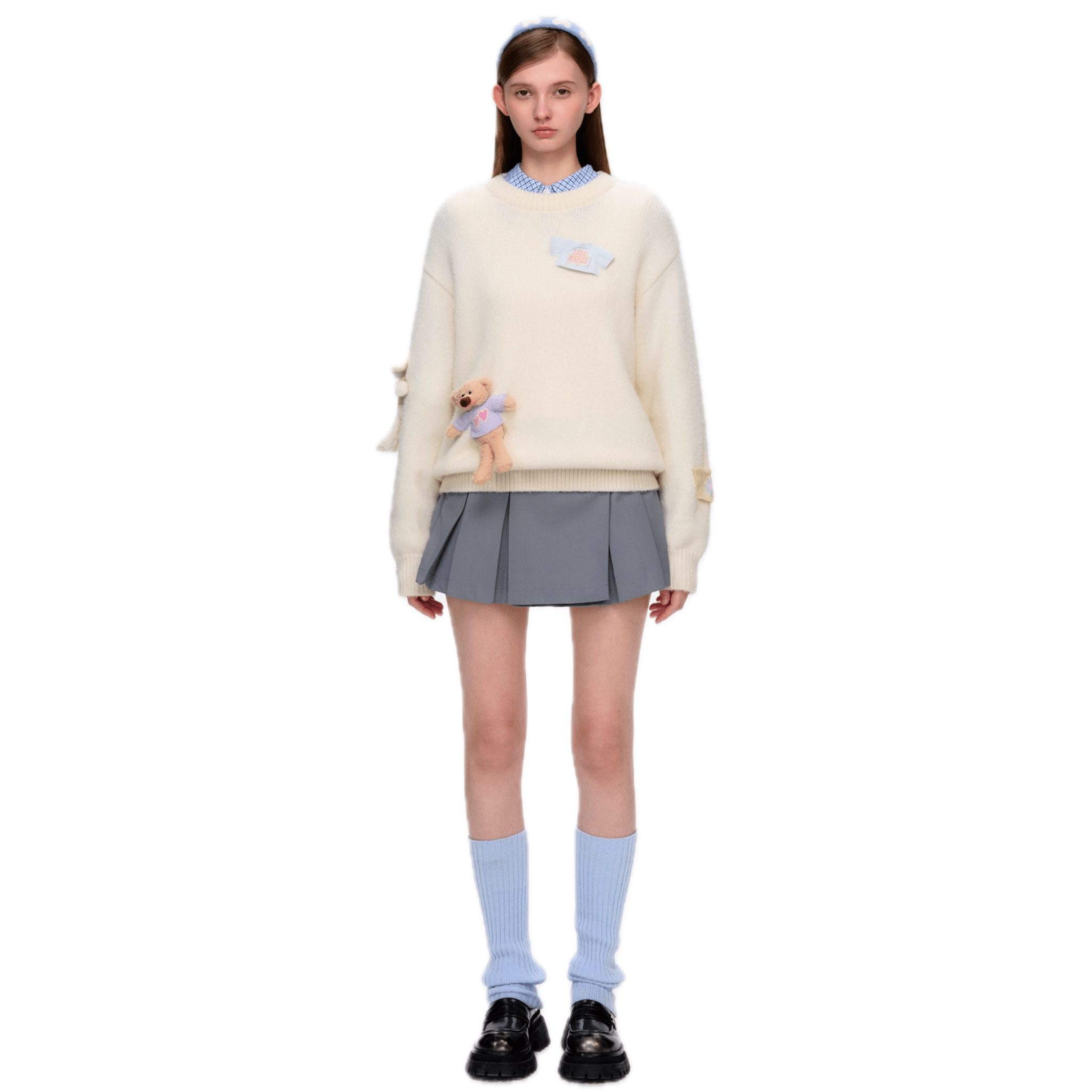 13DE MARZO Bear Sweater Pullover Round Neck Sweater in Beige | MADAX