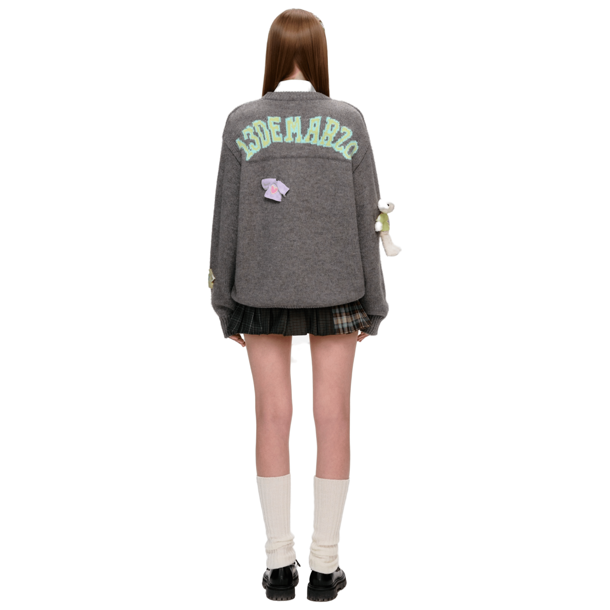 13DE MARZO Bear Sweater Pullover Round Neck Sweater in Dark Gray | MADAX