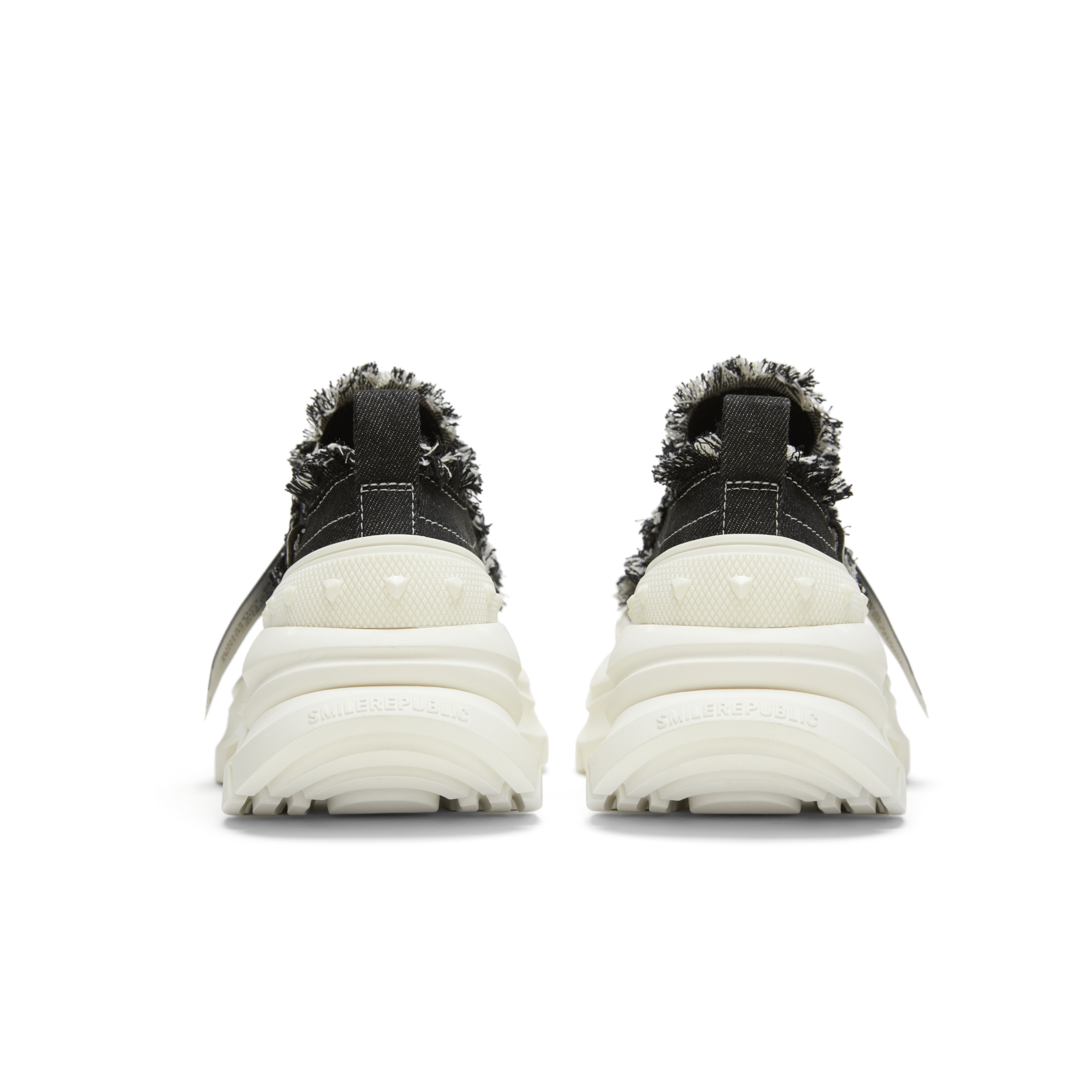 SMILEREPUBLIC Black and White Contrast Low - top Open - mouthed Thick - soled Canvas Shoes 2.0 | MADAX