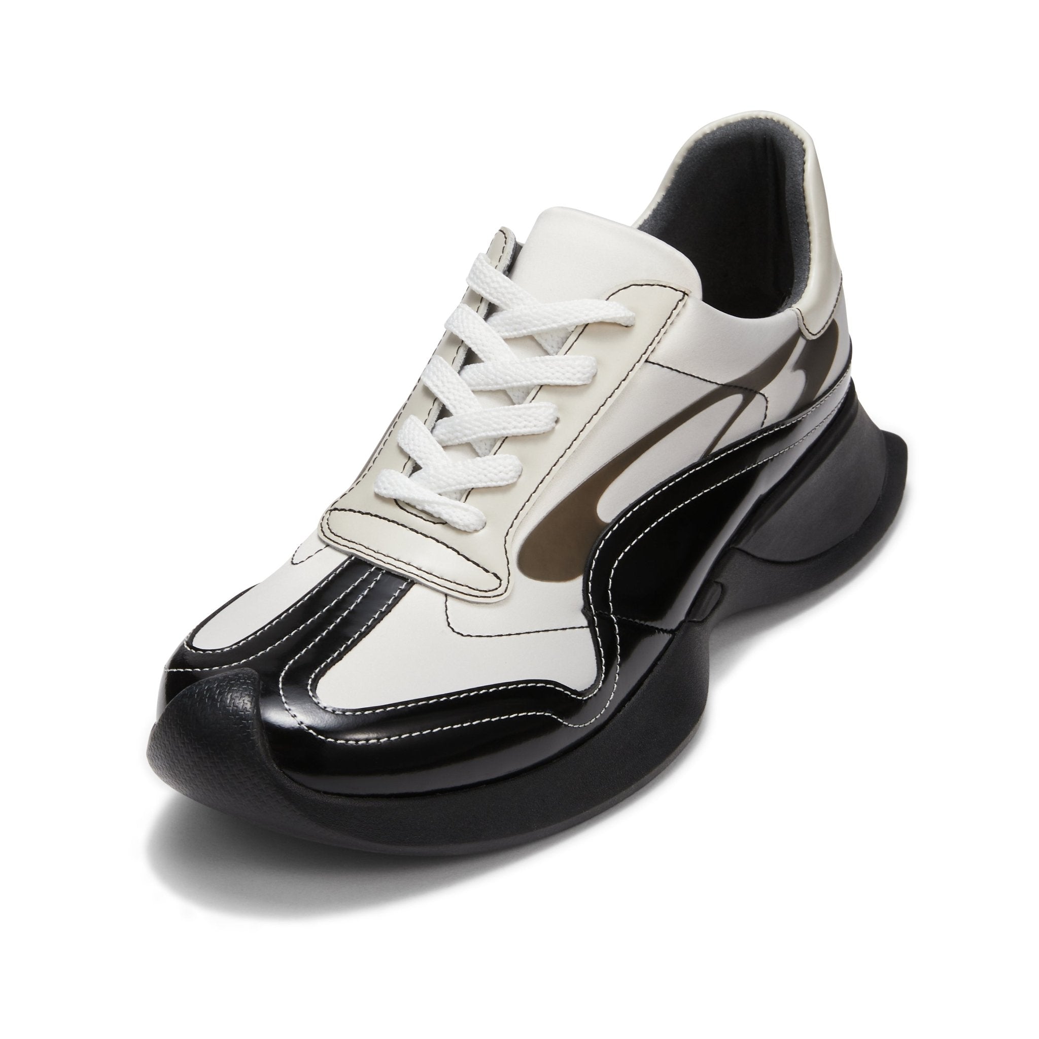 LOST IN ECHO Black and White Retro Running Shoes with Raised Toes | MADA IN CHINA