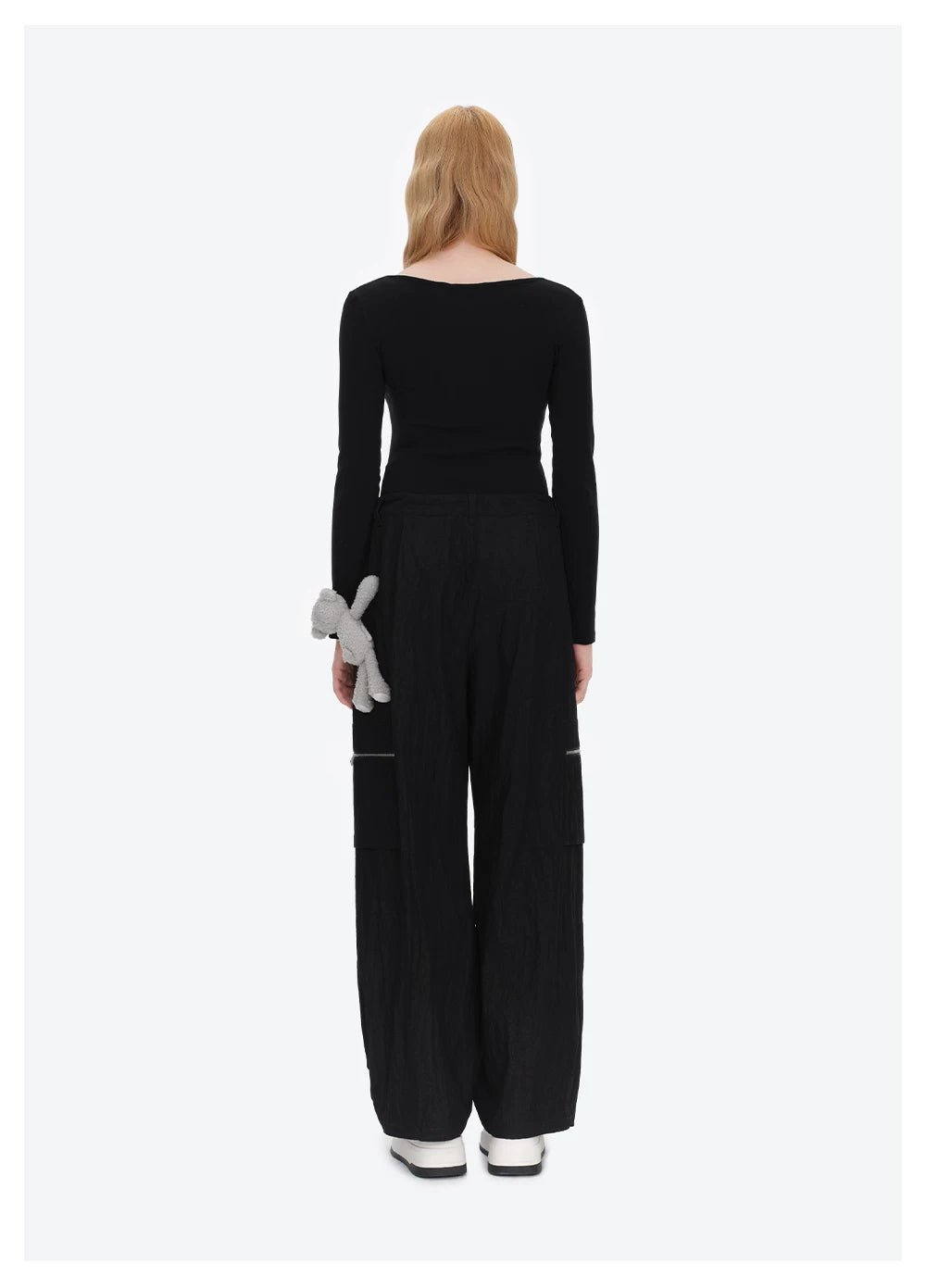 13DE MARZO Black Cargo Pants | MADAX