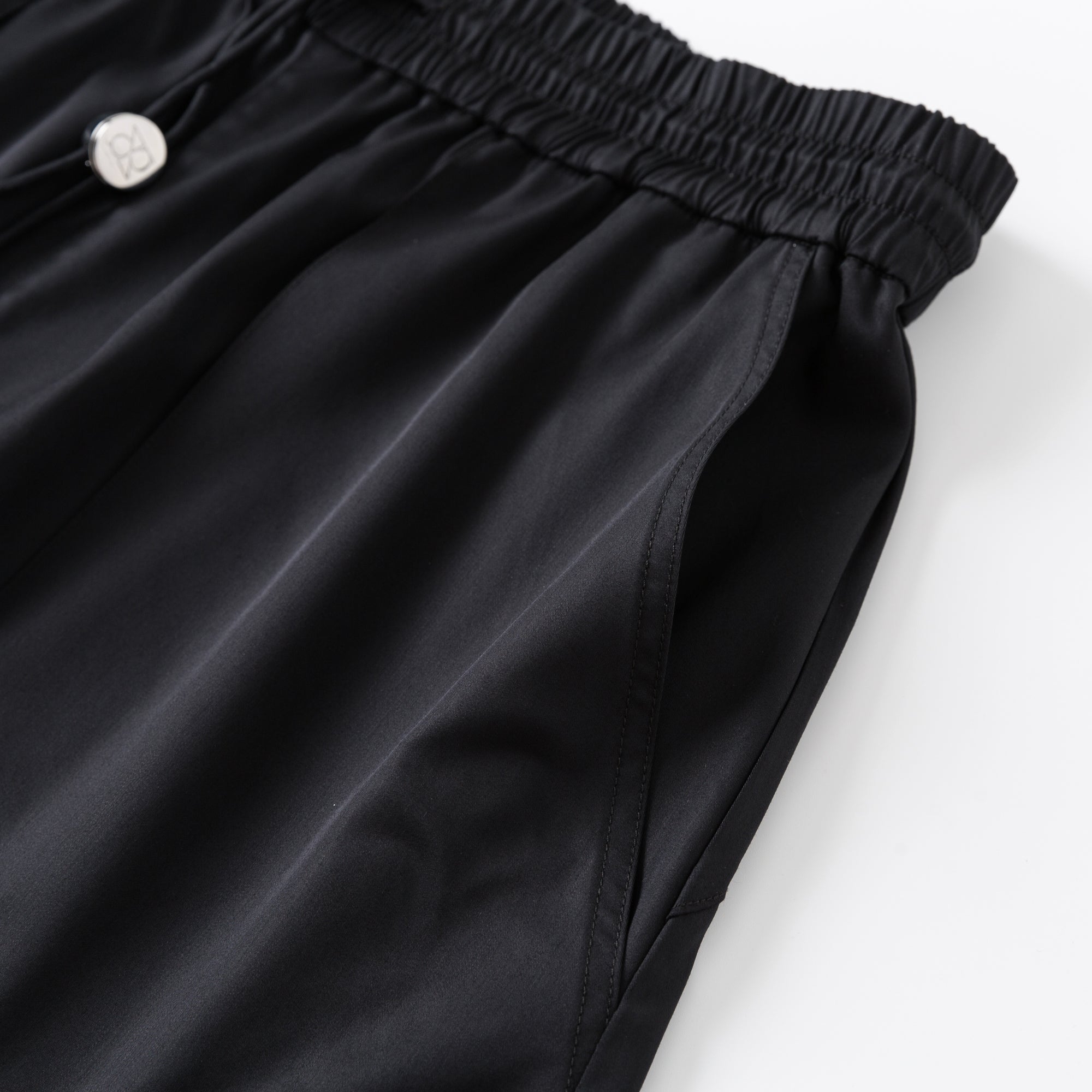 Ther. Black Cargo Wide-leg Trousers | MADA IN CHINA