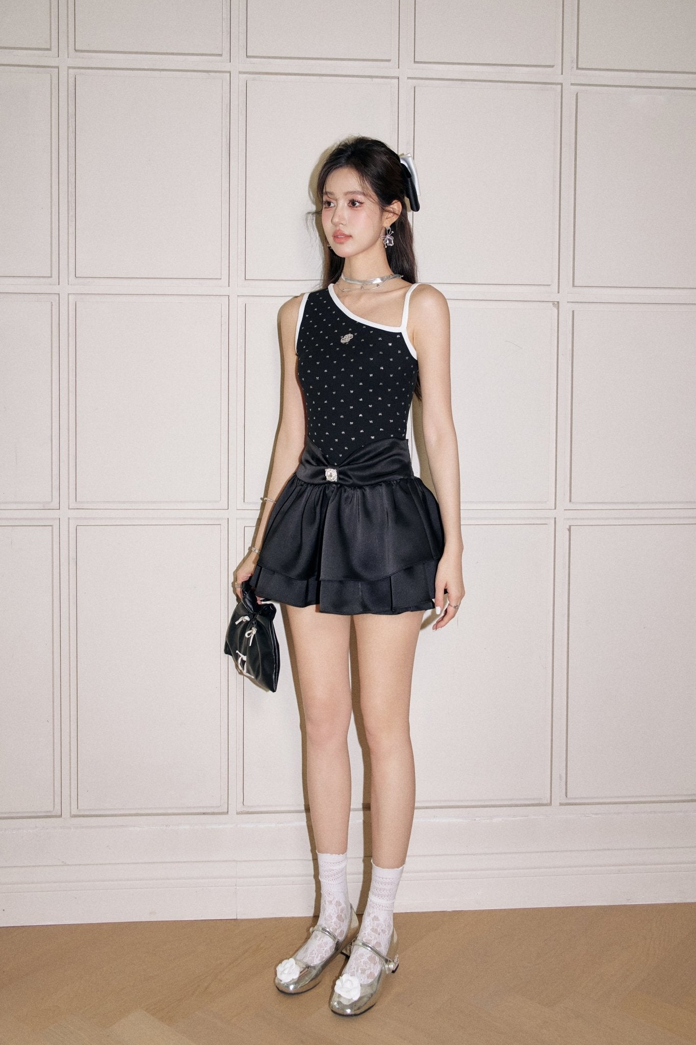 THREE QUARTERS Black Colorblocked Glitter Bow Tank Top | MADA IN CHINA