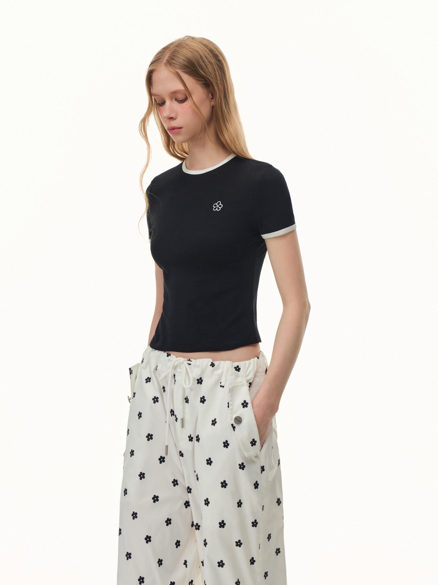 CLIMAX VISION Black Floral Embroidered Short - Sleeve T-Shirt | MADAX