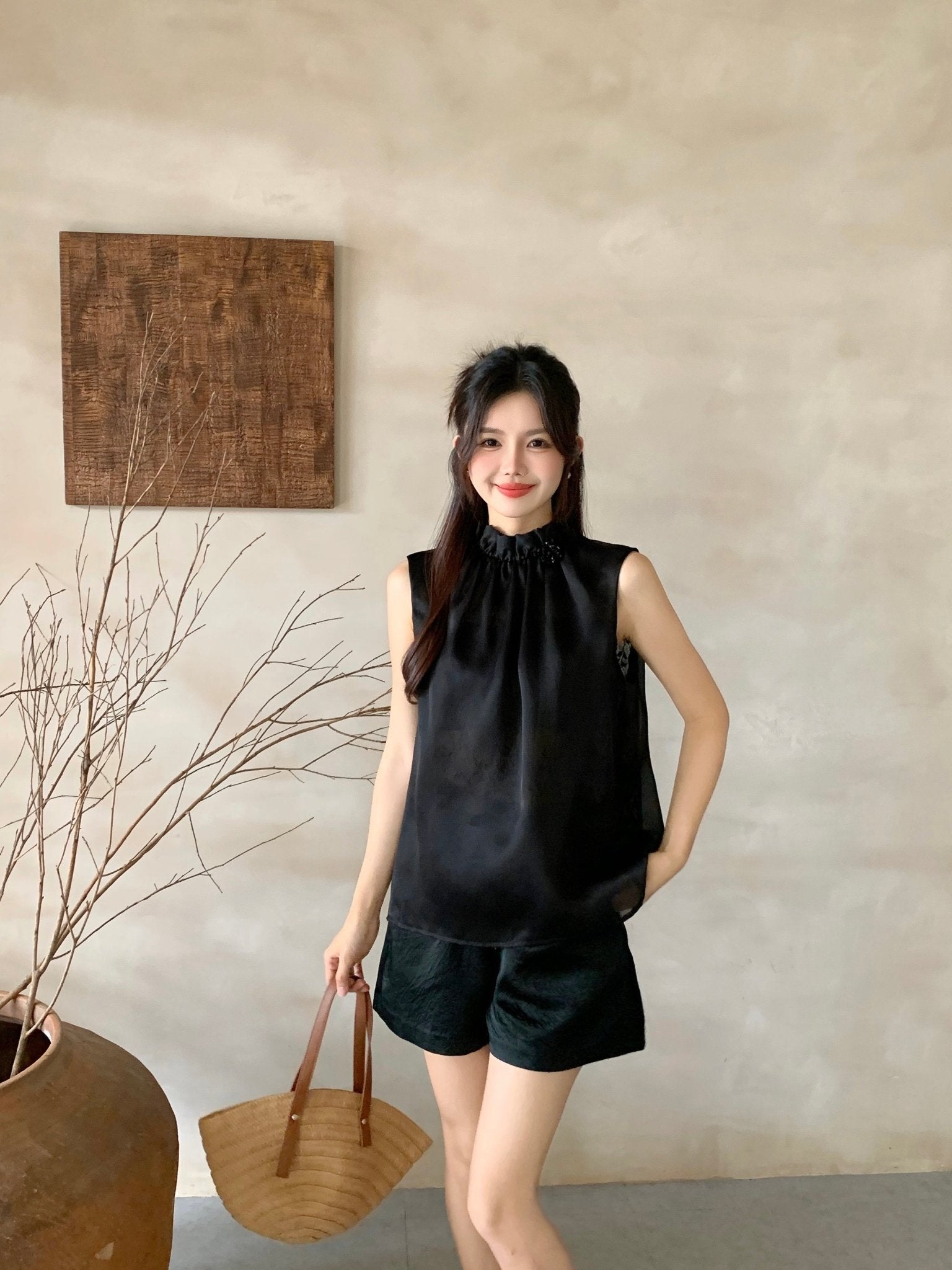 EtheClouds Black Ruched Stand Collar Vest | MADA IN CHINA