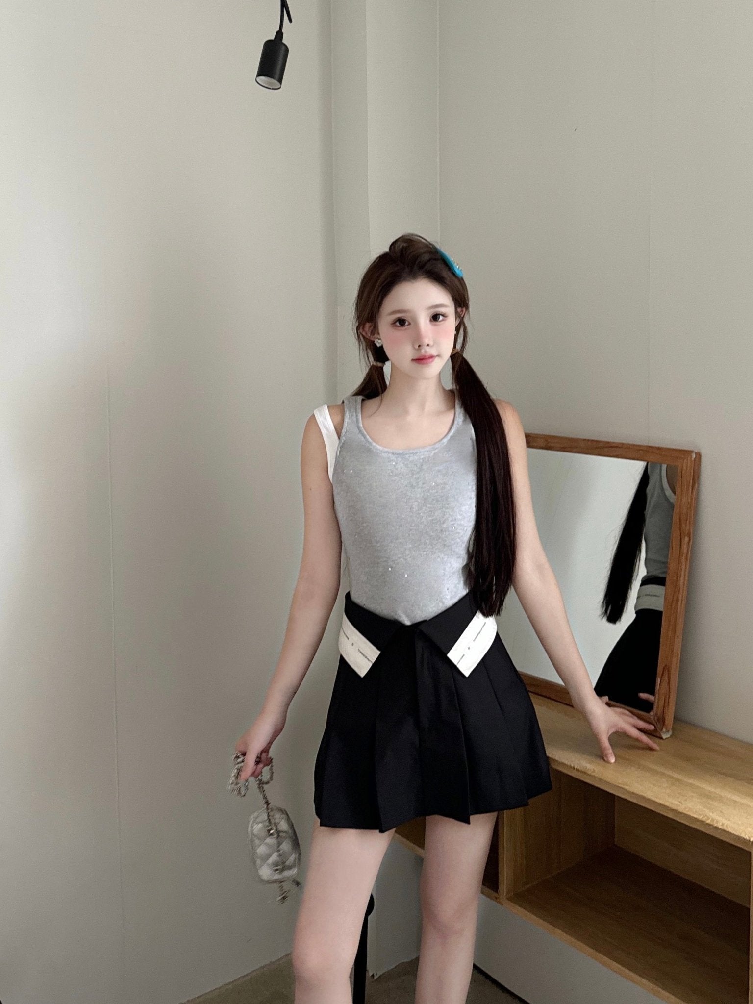 THREE QUARTERS Black With White Webbing Flap Head Rose Scented Pleated Skirt | MADA IN CHINA