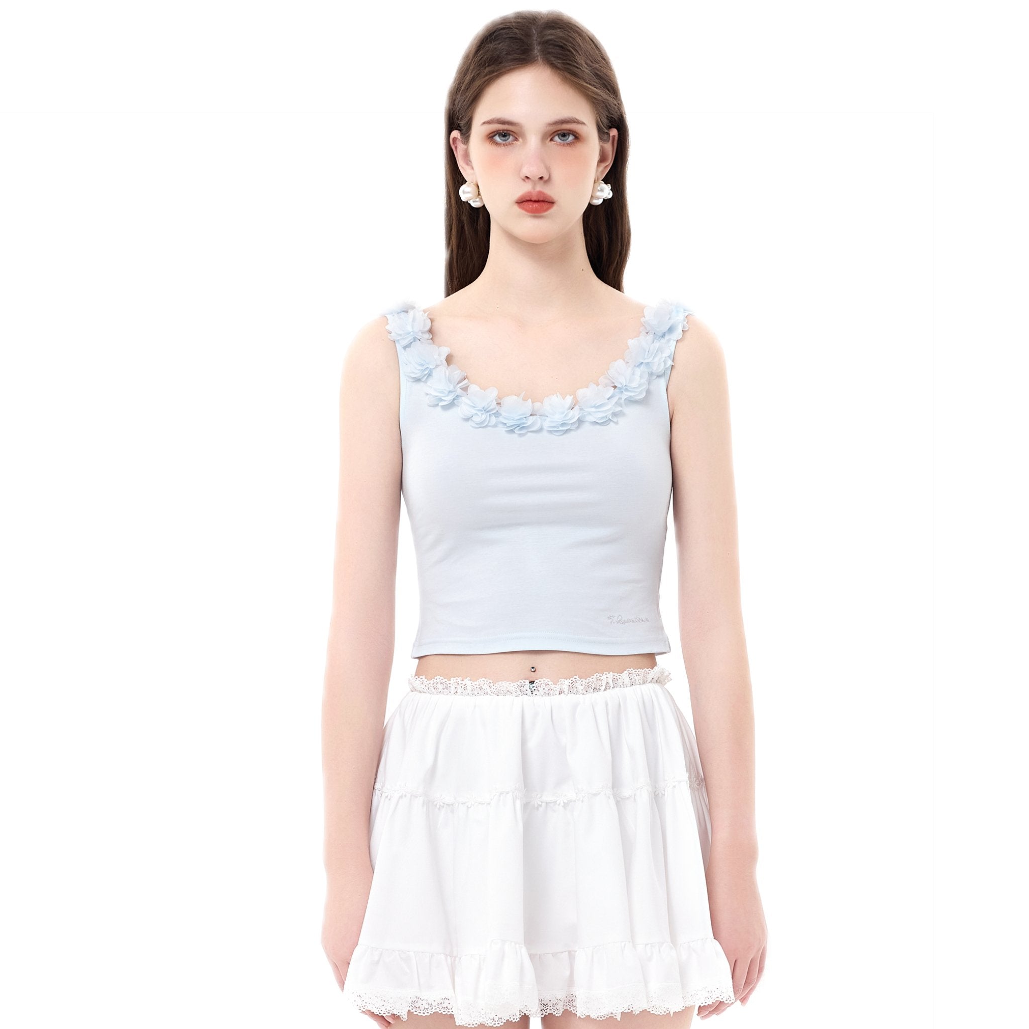 THREE QUARTERS Blue Flower Ribbon Logo Tank Top | MADA IN CHINA