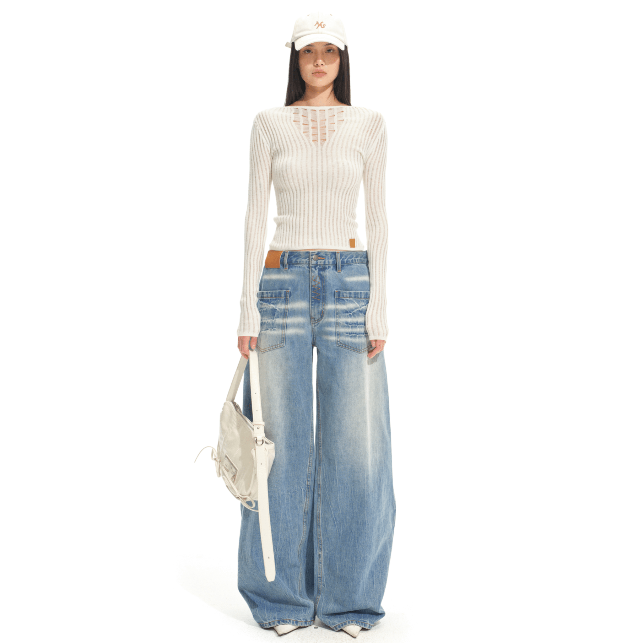 NAWS Blue Ridge Knitwear Sweater in White | MADAX