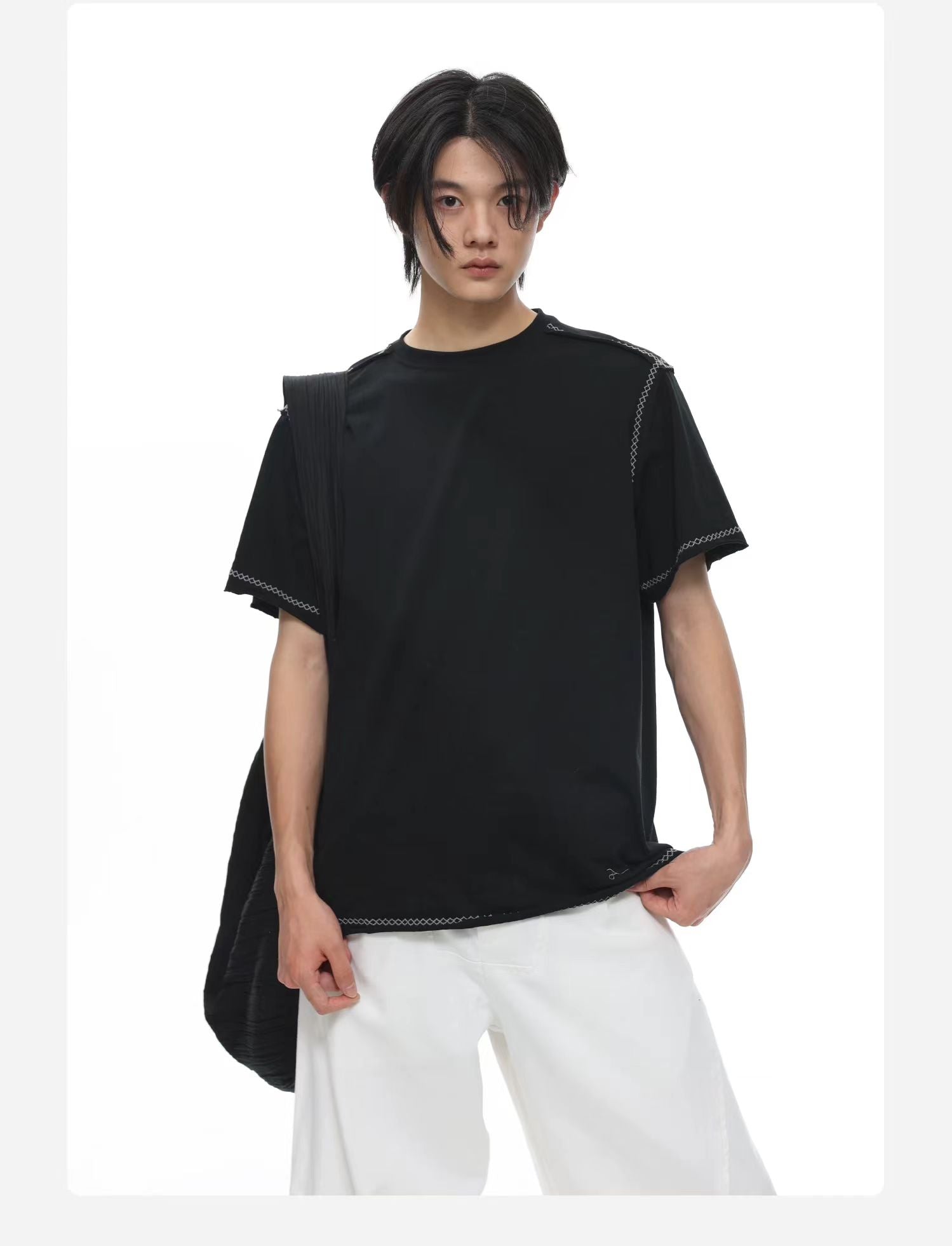 ARCH Border Short Sleeve T - shirt In Black | MADA IN CHINA