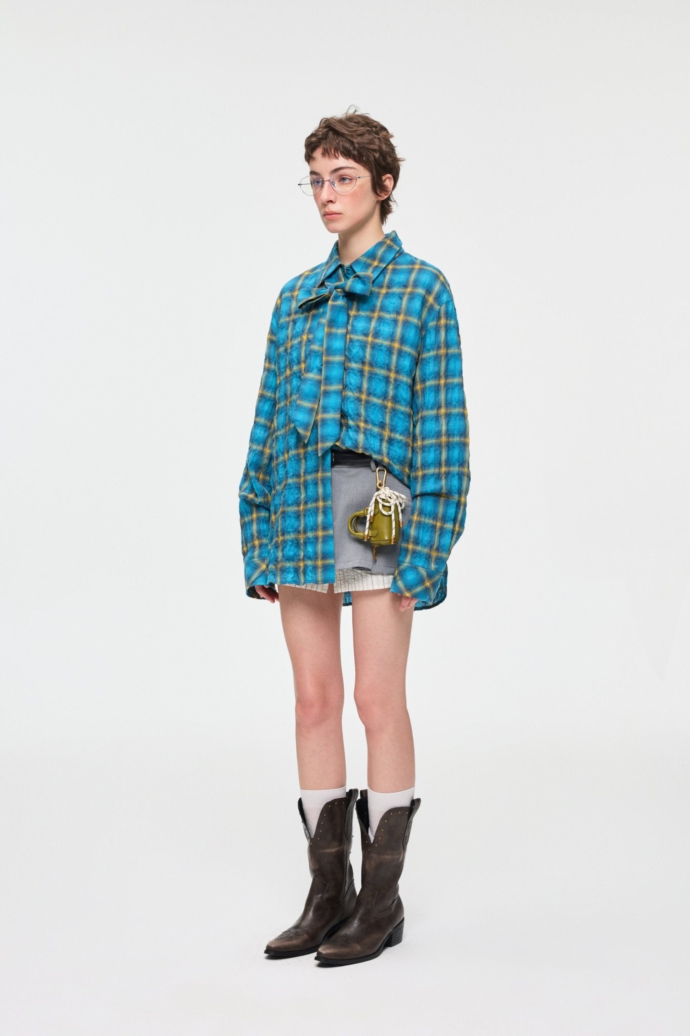 Alexia Sandra Bow Tie Plaid Pleated Shirt In Blue | MADAX
