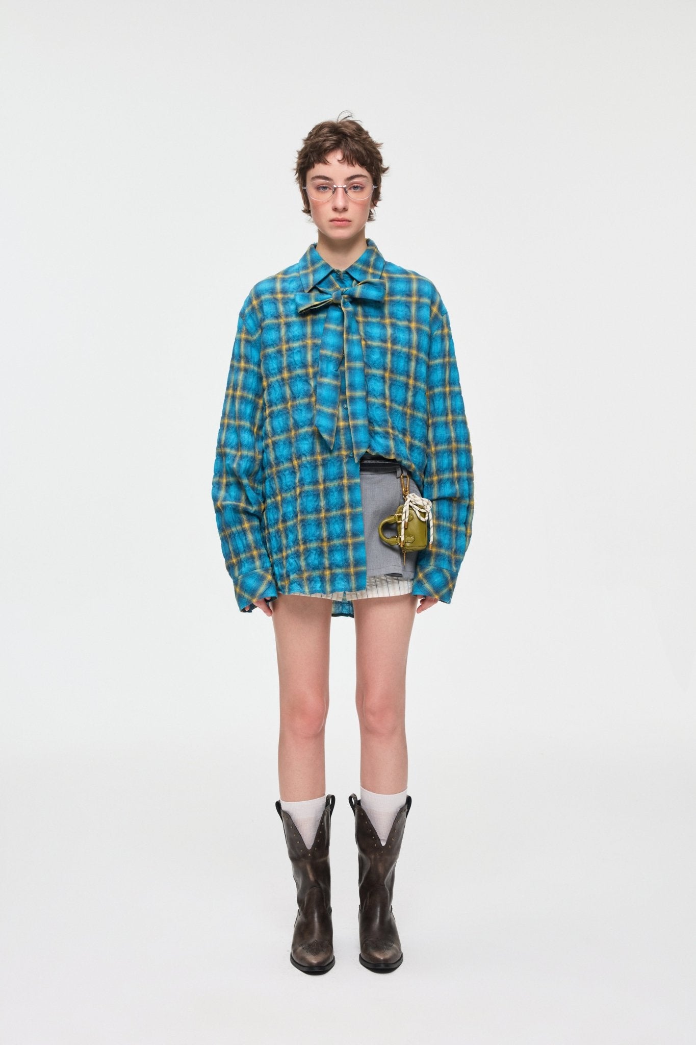 Alexia Sandra Bow Tie Plaid Pleated Shirt In Blue | MADAX