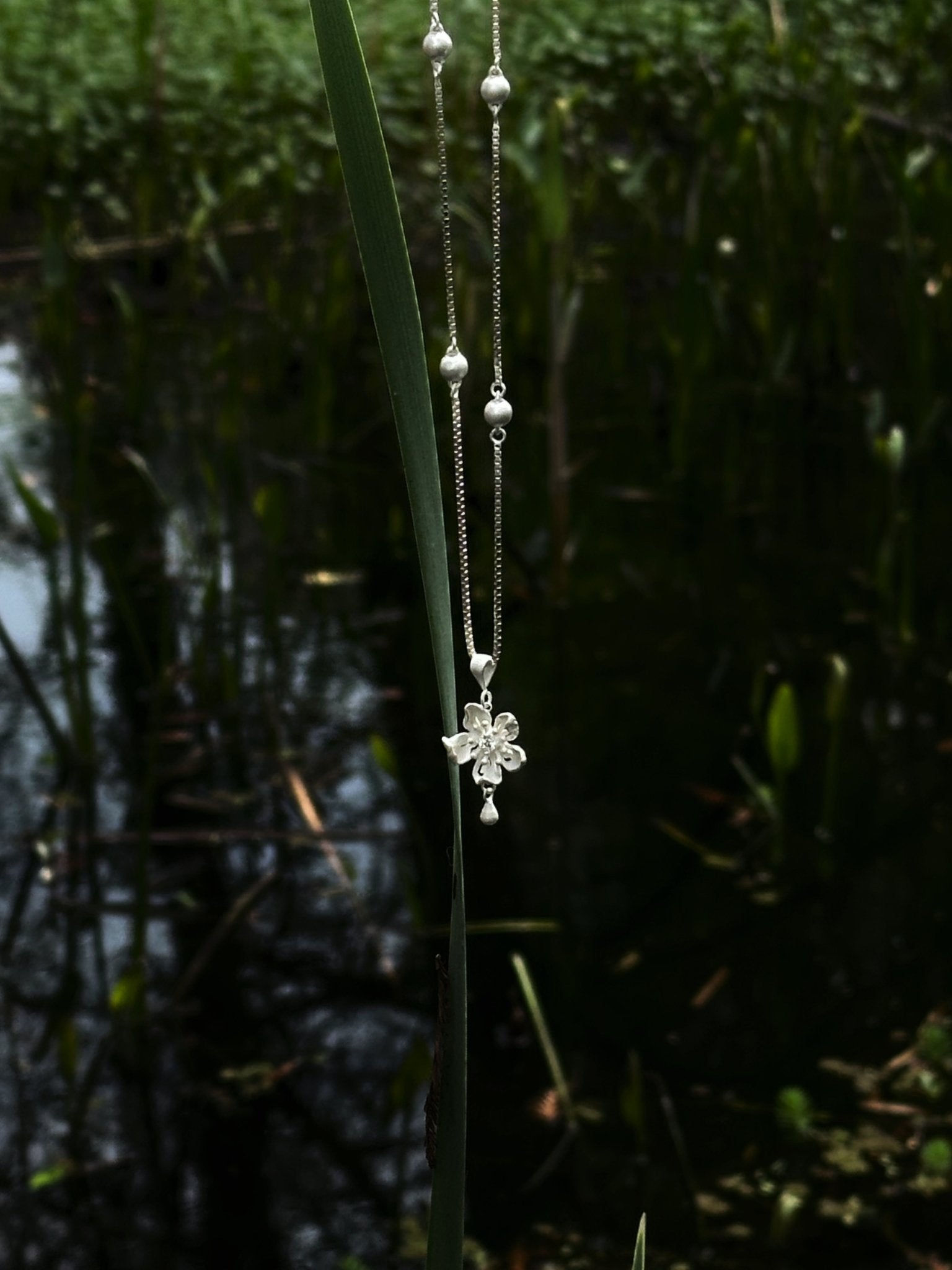 CHENG Burnt White Skeletonized Dewy Peach Blossom Necklace | MADA IN CHINA