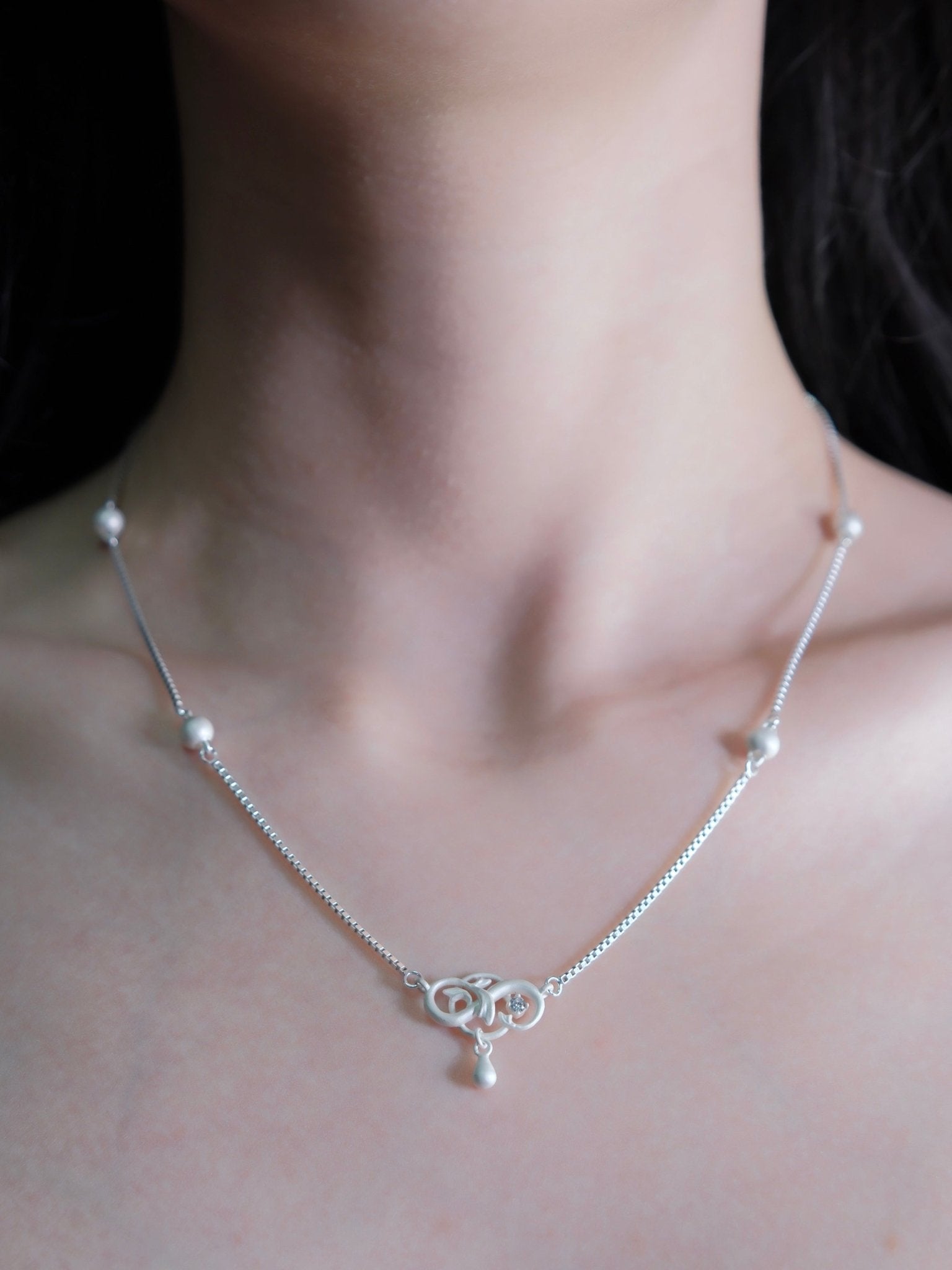 CHENG Burnt White Twisted Vine Necklace | MADA IN CHINA