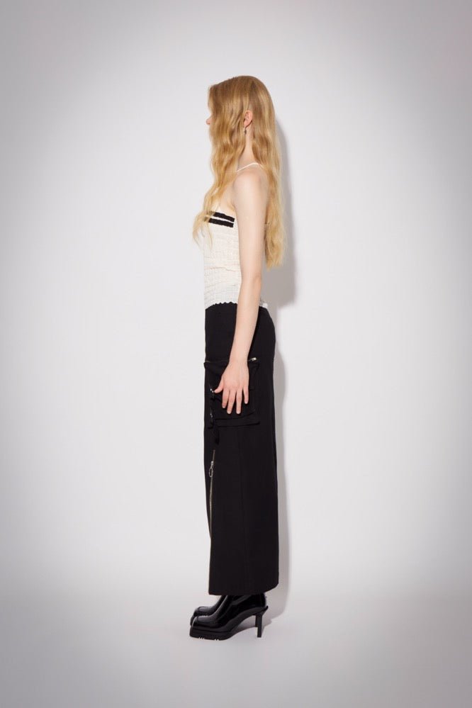 CPLUS SERIES Cargo Skirt with Symmetrical Zipper in Black | MADA IN CHINA