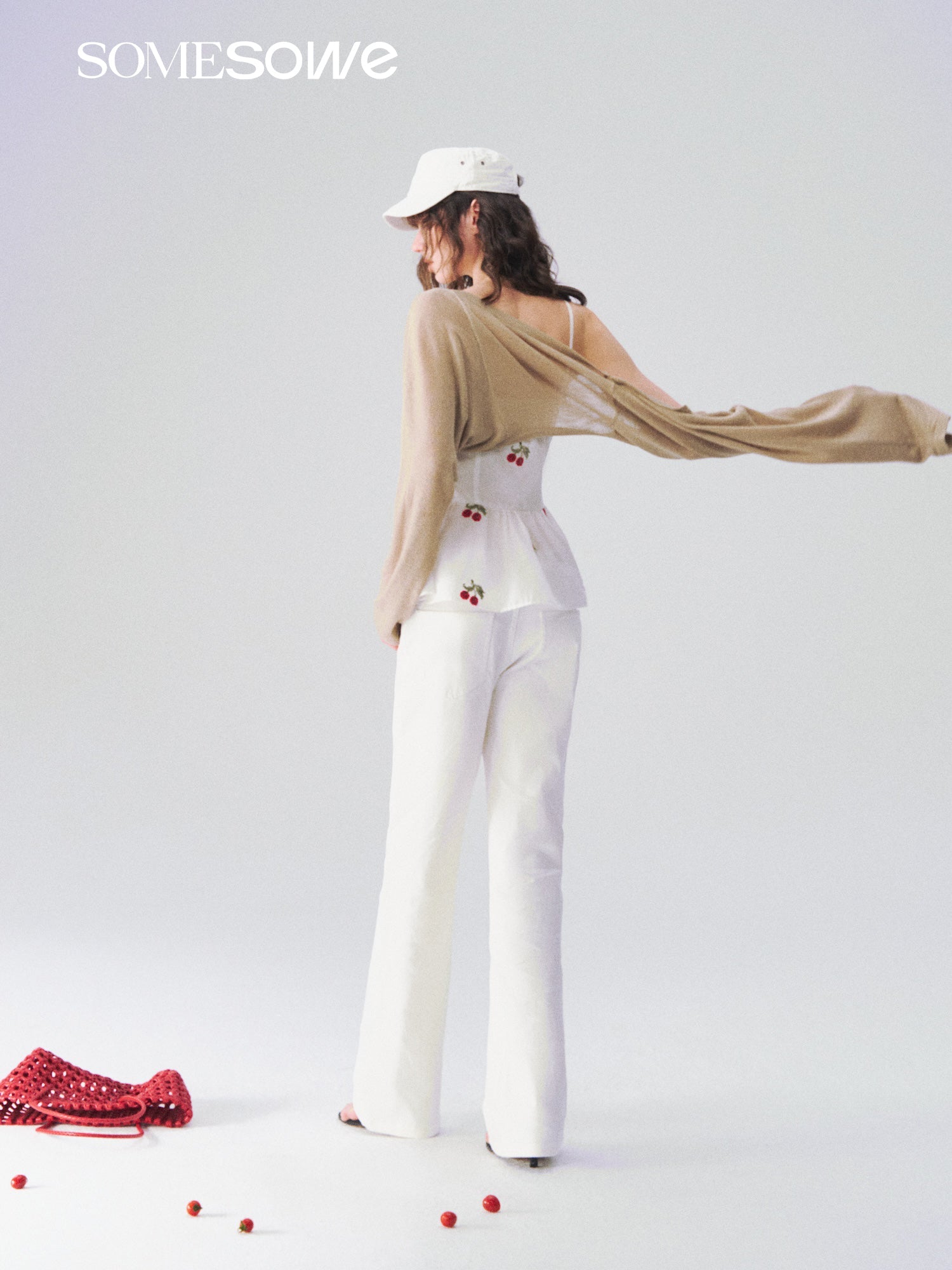 SOMESOWE Cloud Elastic Straight Leg Jeans In White | MADAX