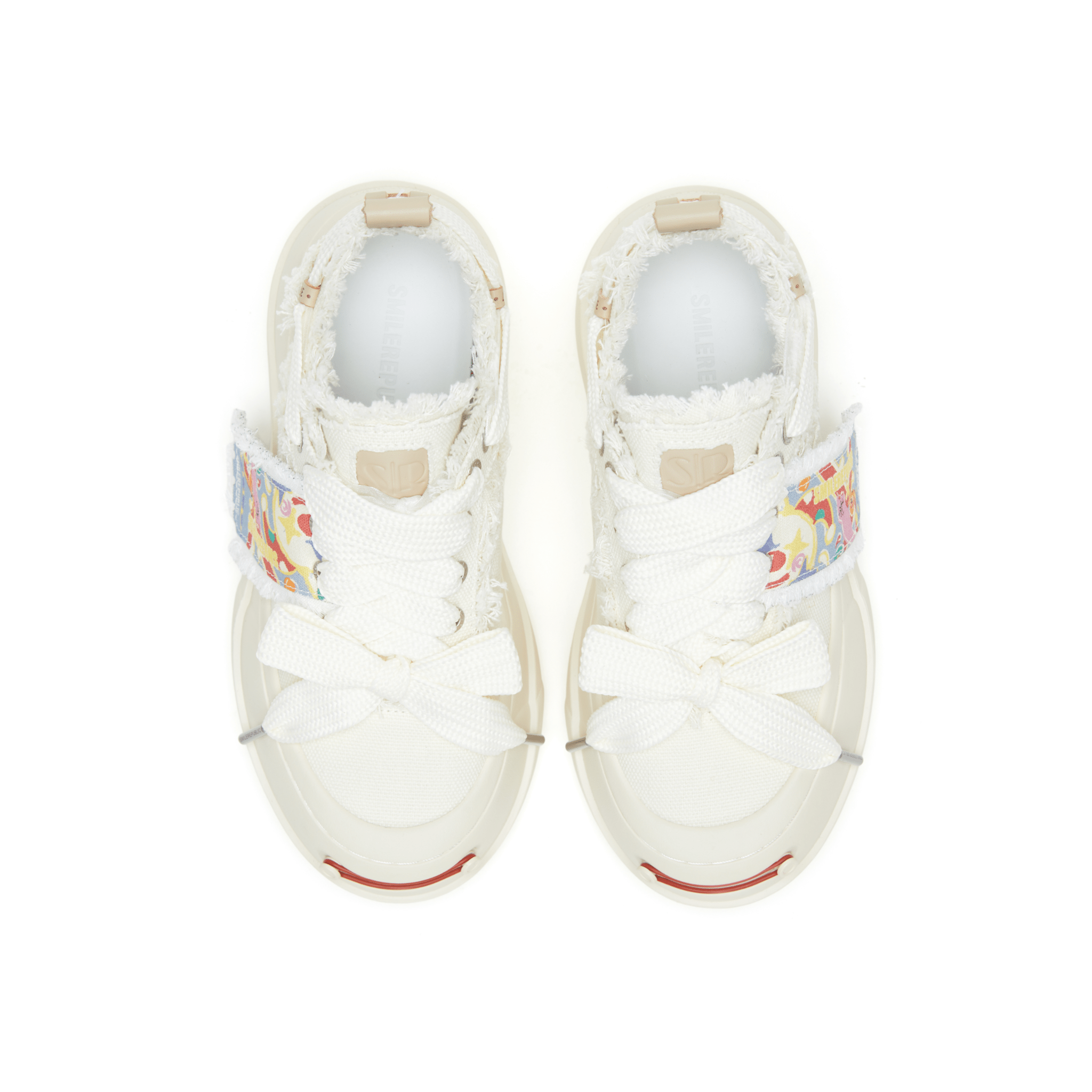 SMILEREPUBLIC Comedy Circus Canvas Low - Top Interchangeable Shoes in White | MADAX