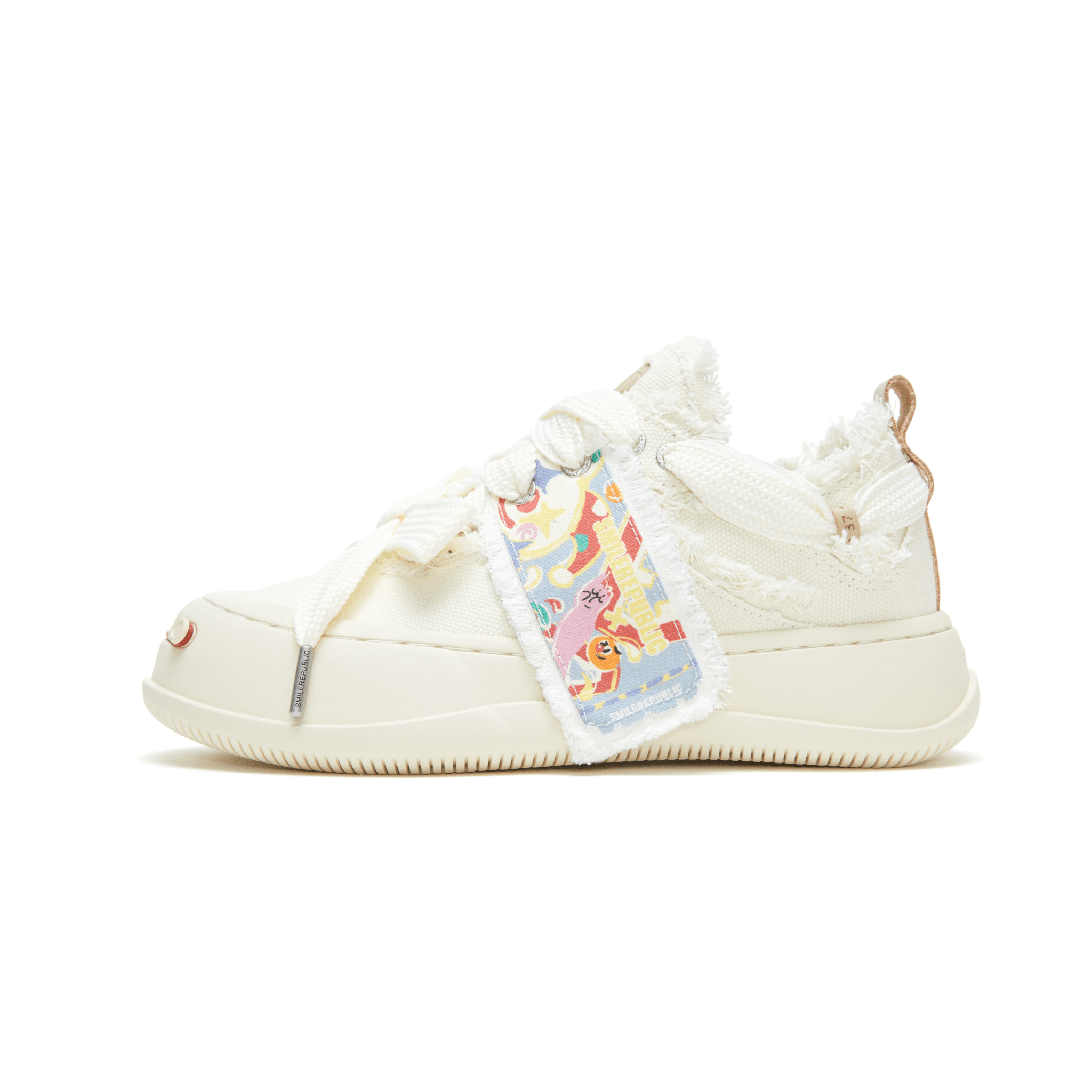 SMILEREPUBLIC Comedy Circus Canvas Low - Top Interchangeable Shoes in White | MADAX