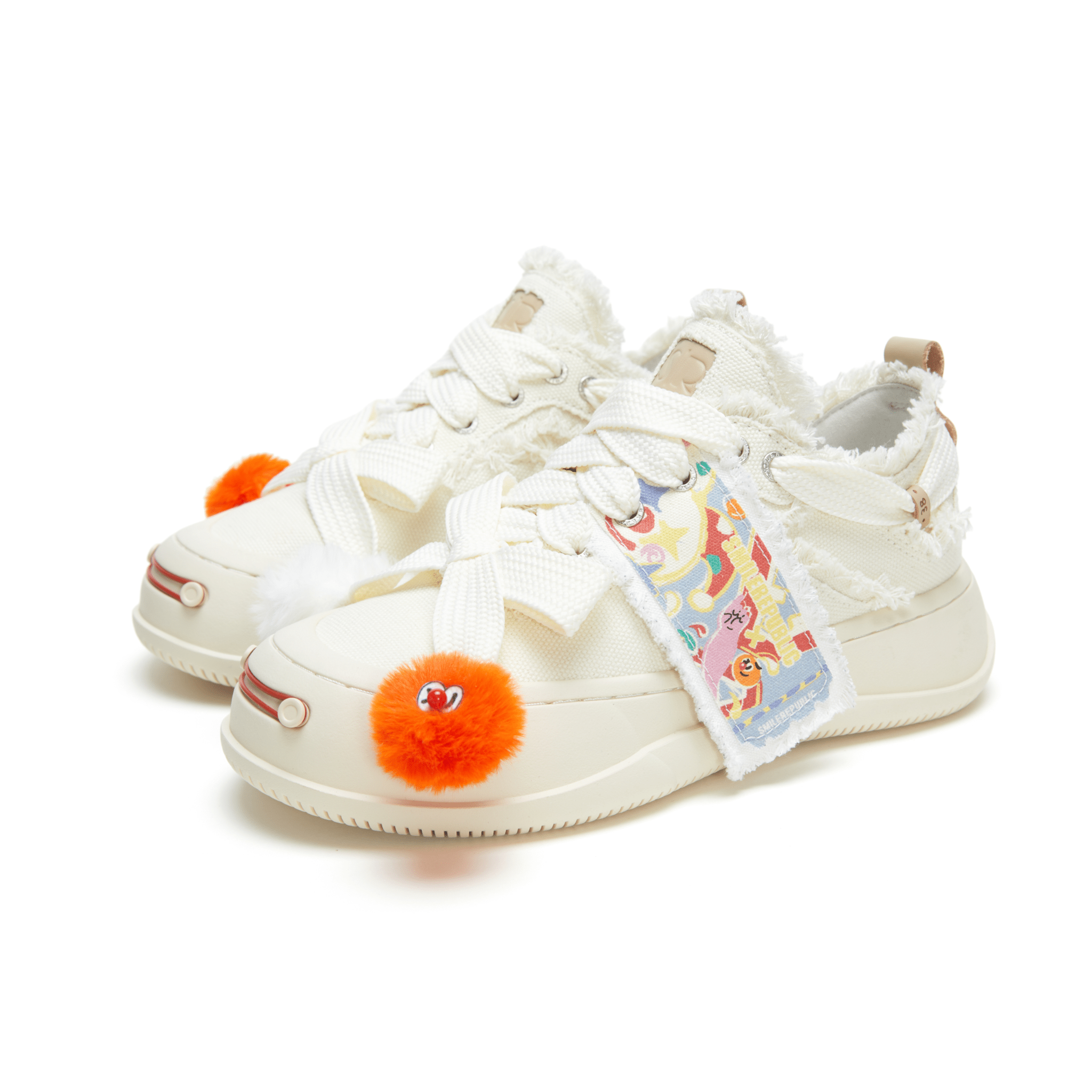 SMILEREPUBLIC Comedy Circus Canvas Low - Top Interchangeable Shoes in White | MADAX