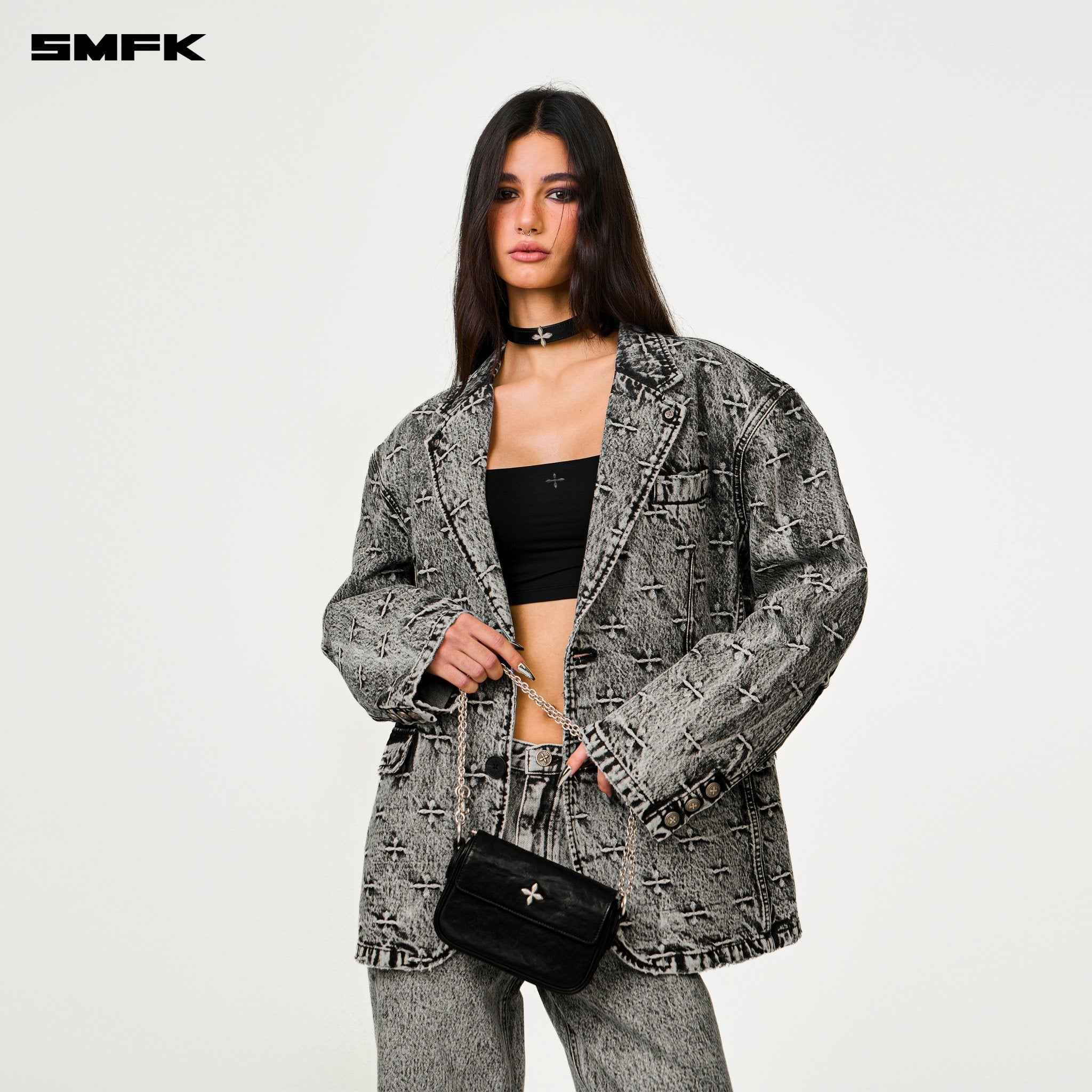 SMFK Compass Badge Cross Badge Chain Bag In Black (Small) | MADAX