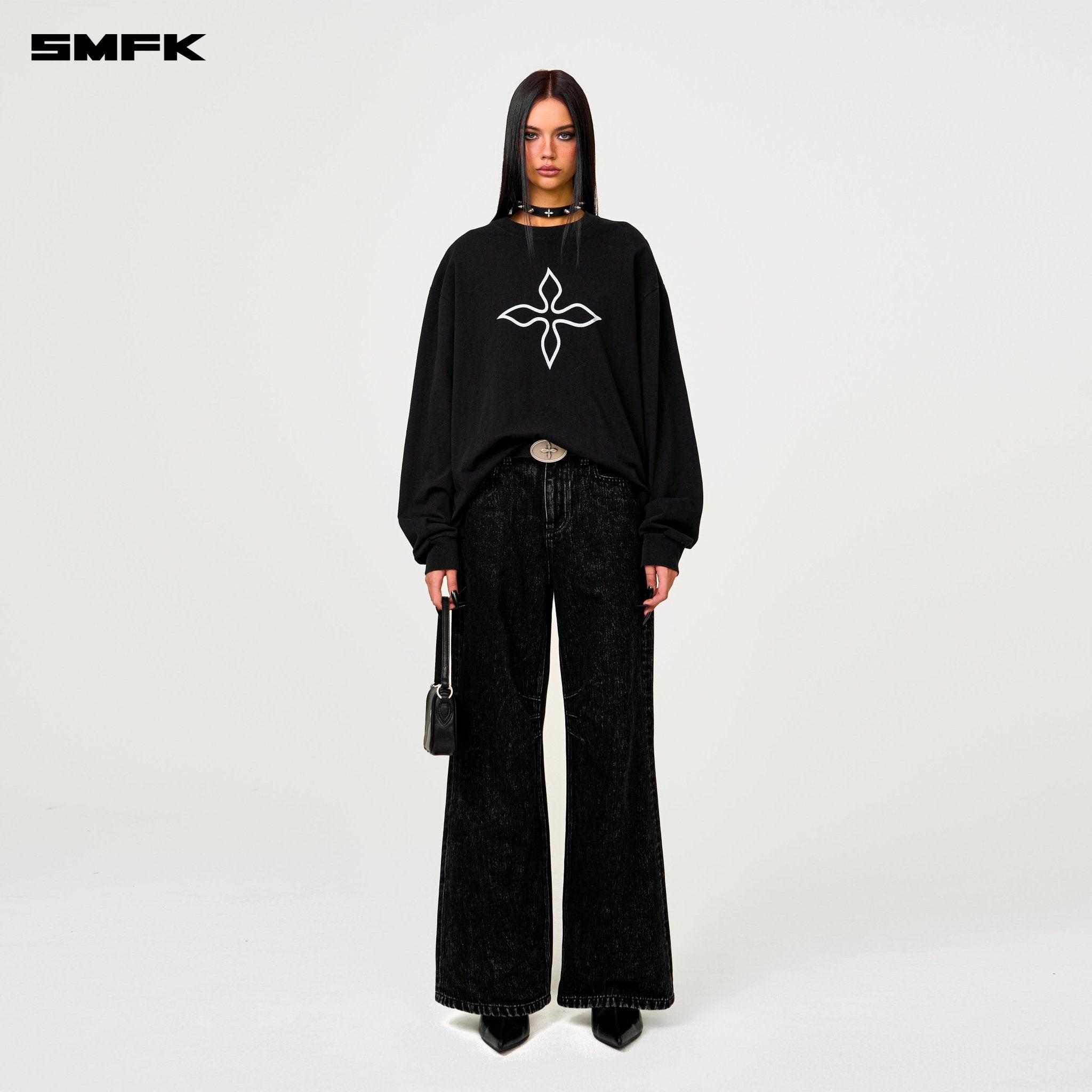 SMFK Compass Black Magnolia Oversize Sweatshirt In Black | MADAX