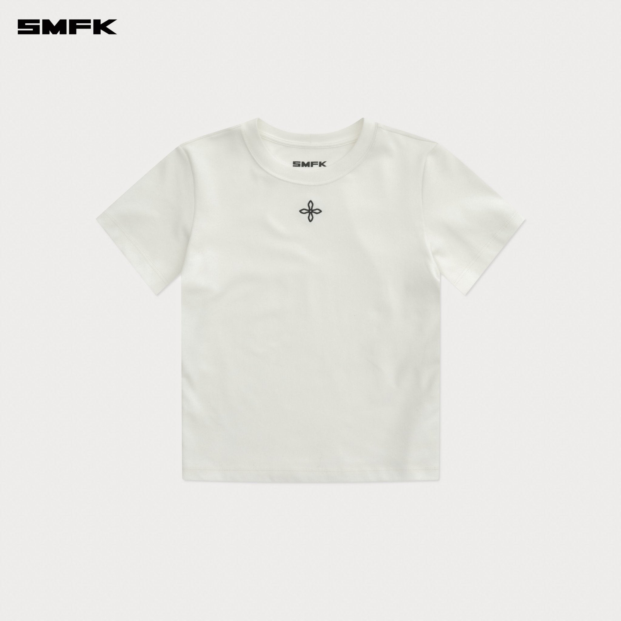 SMFK Compass Classic Cross Chain Slim Fit Sports Tee In White | MADAX