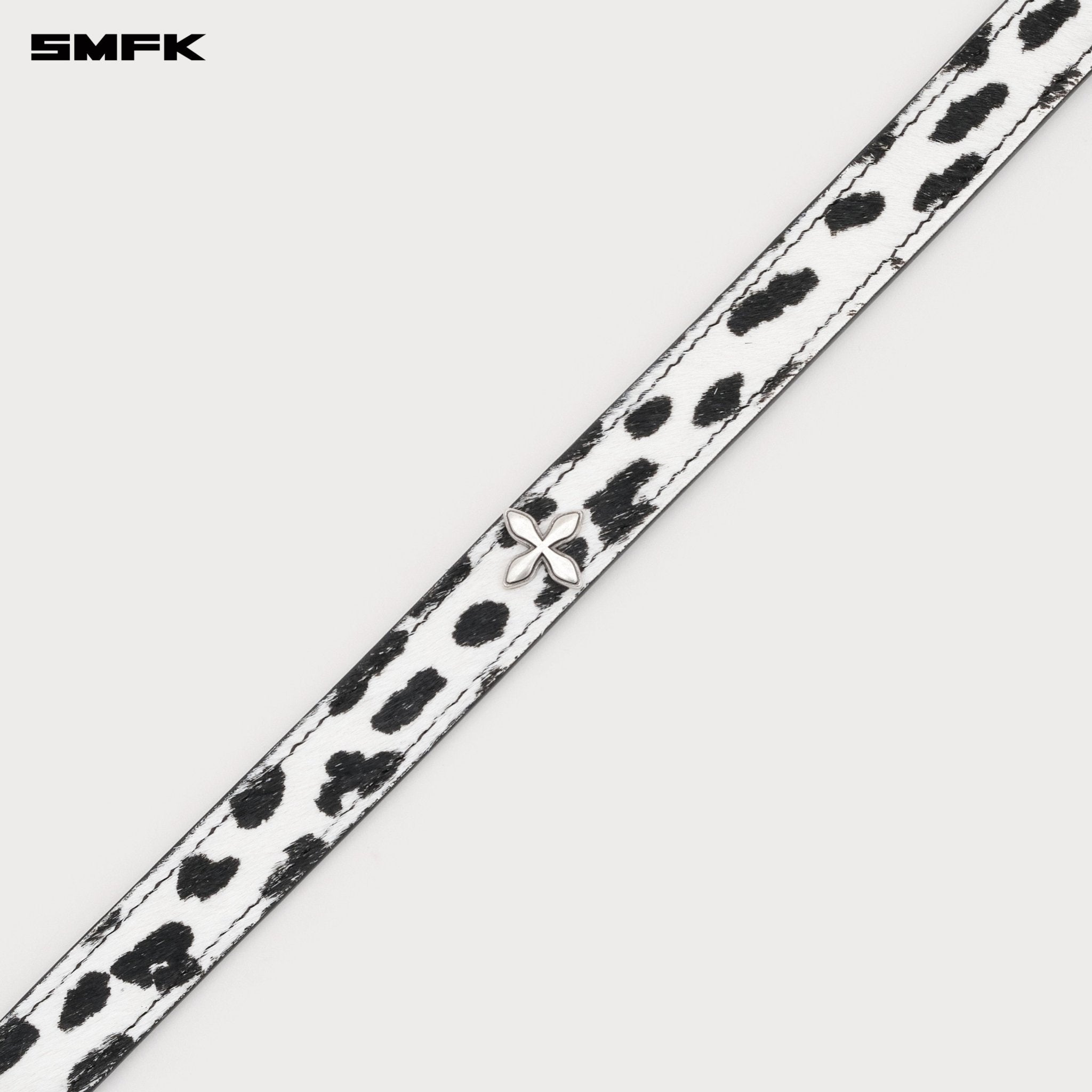 SMFK Compass Classic Fur Turtleneck Choker In White Leopard | MADAX
