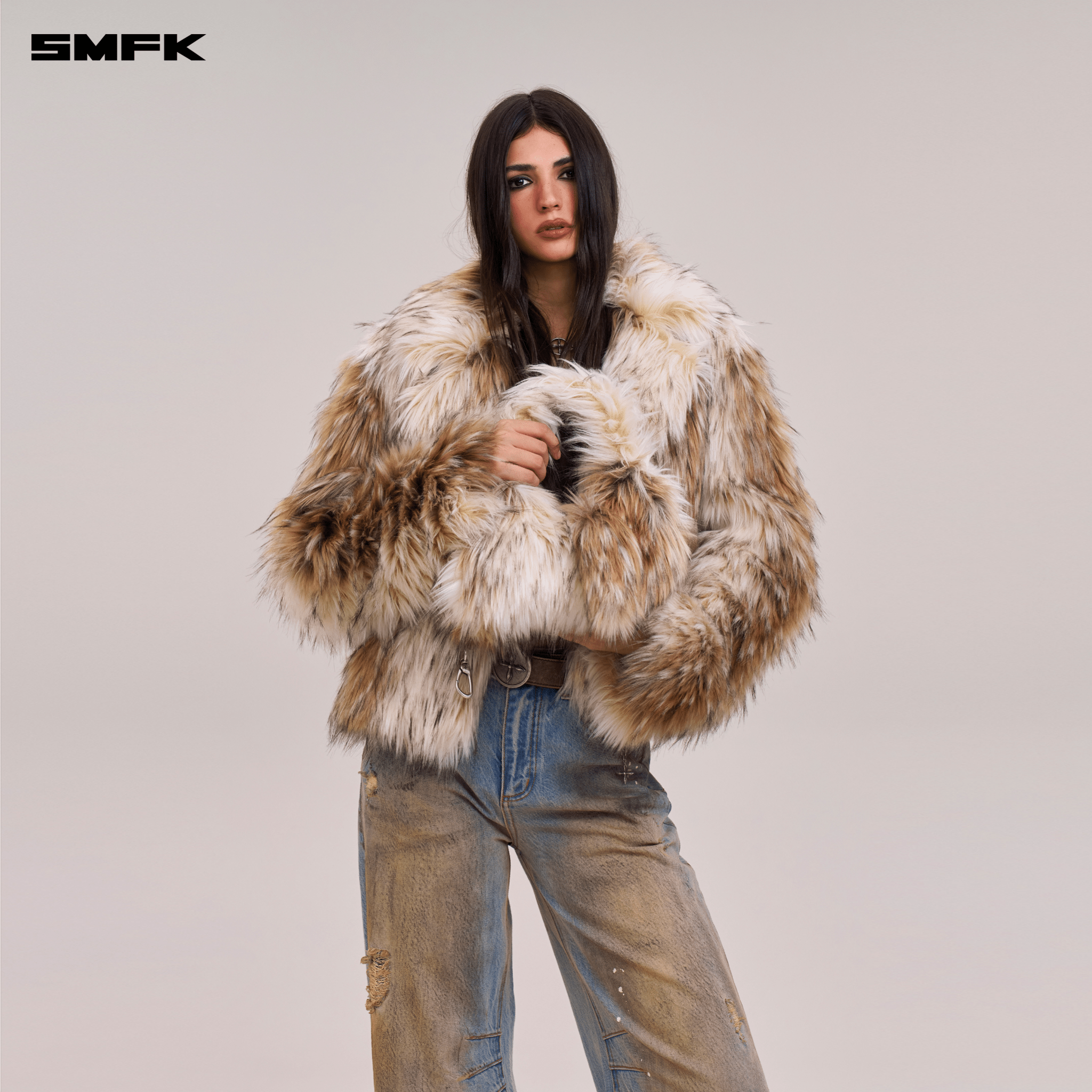 SMFK COMPASS COBBLE FURRY BAG/SMALL ARCTIC WOLF WHITE | MADAX