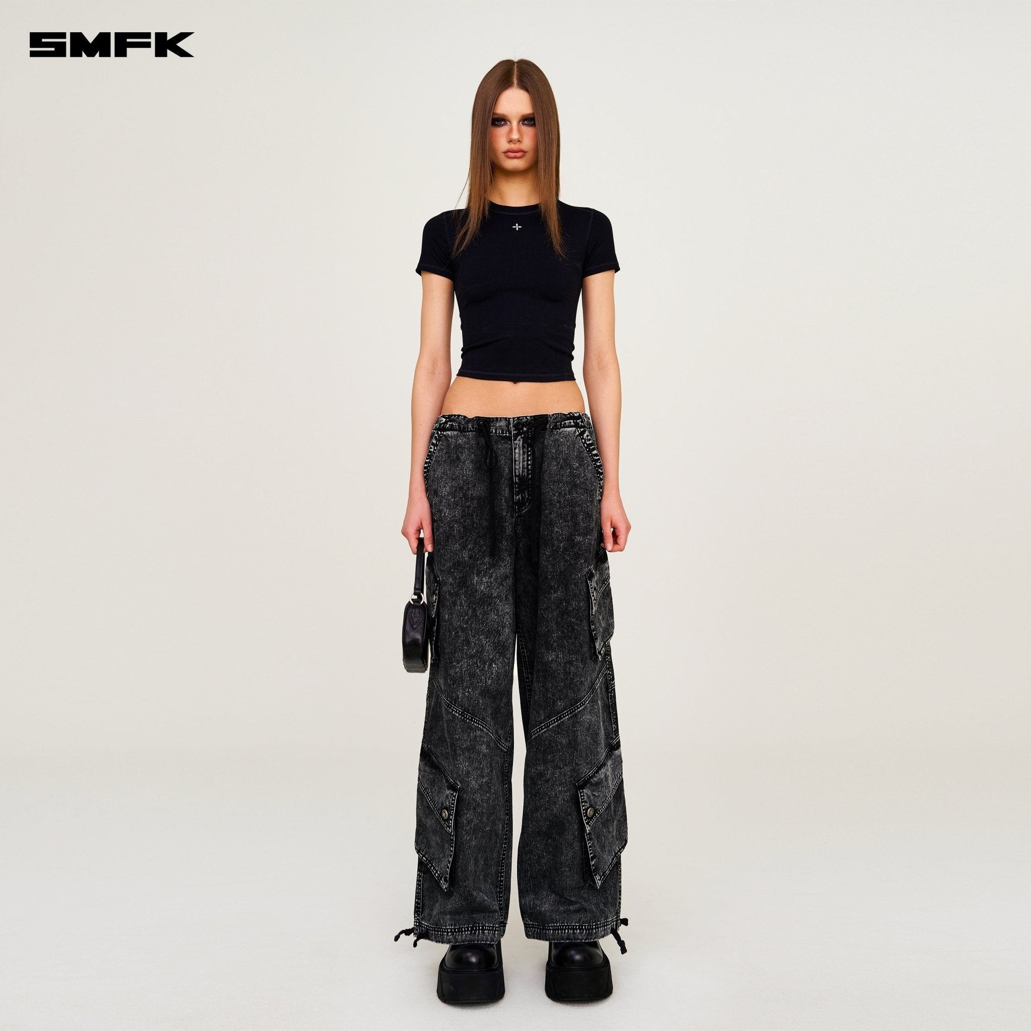 SMFK Compass Cross Badge Waist TEE In Black | MADAX