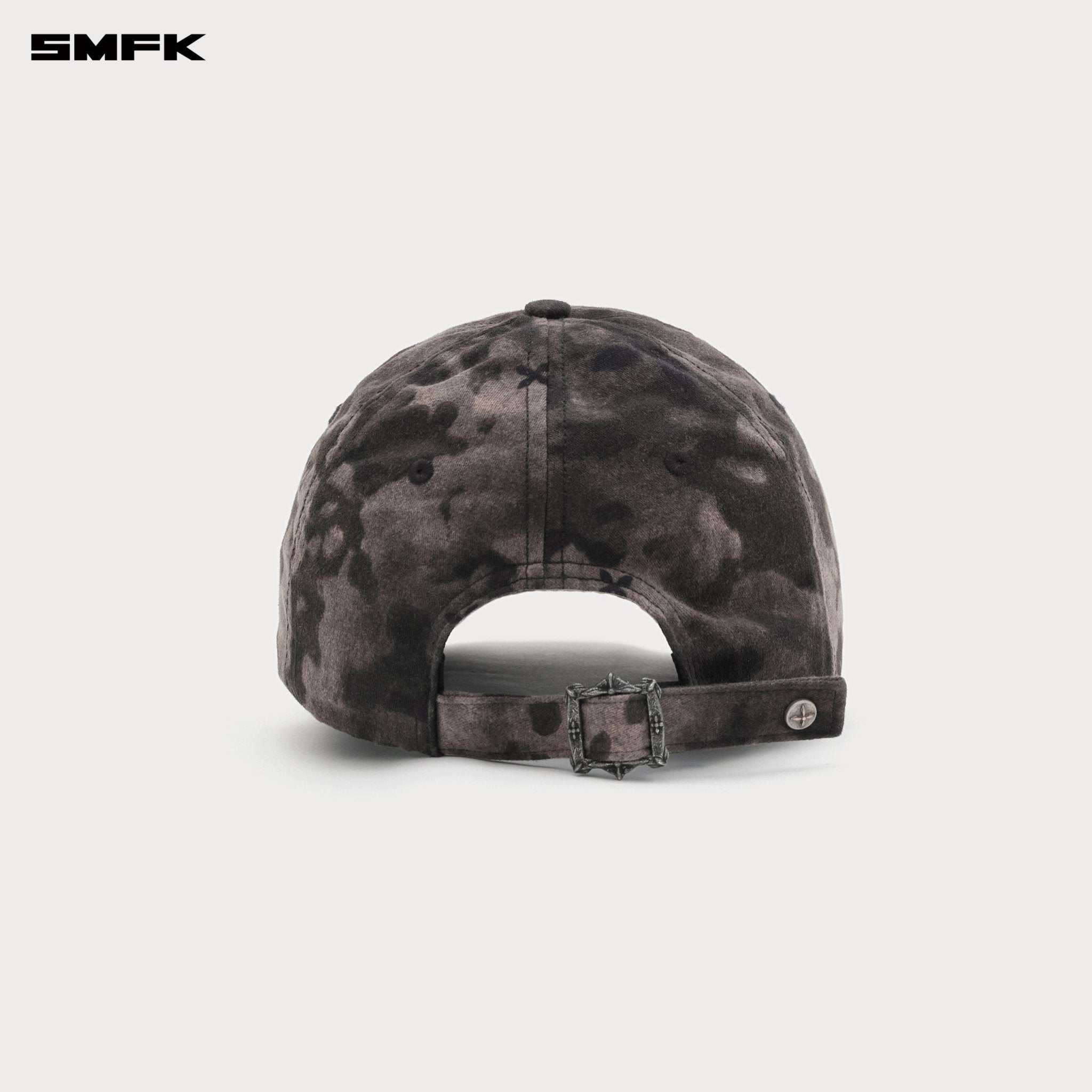 SMFK Compass Cross Chain Badge Baseball Cap In Black | MADAX