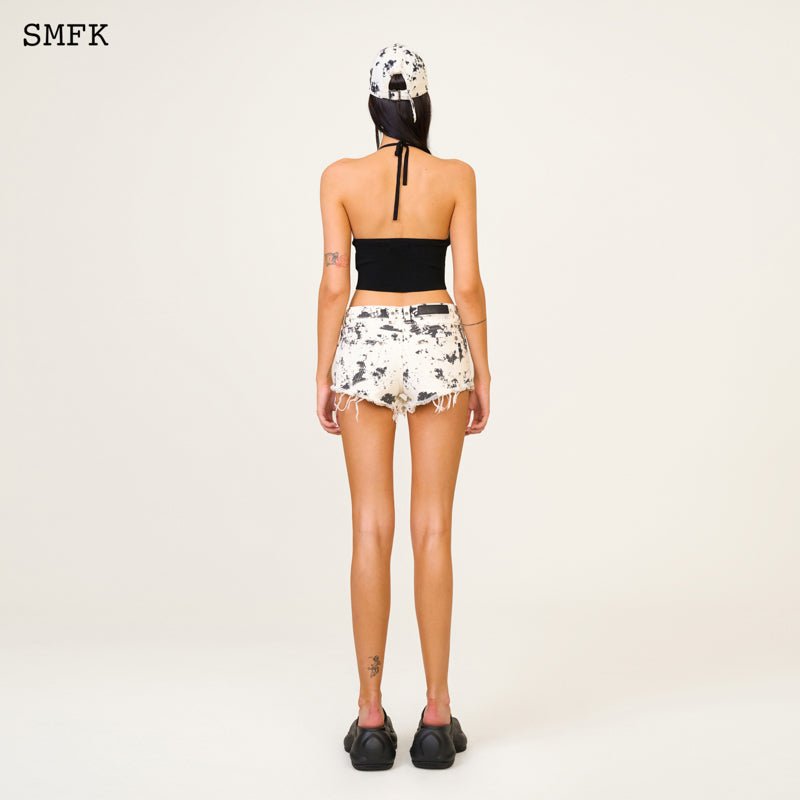 SMFK Compass Cross Knitted Halter-Neck Top Black | MADA IN CHINA