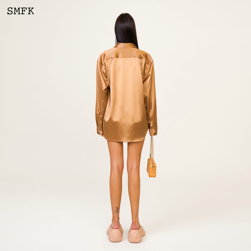 SMFK Compass Gold Snake Satin Wide Shirt | MADA IN CHINA