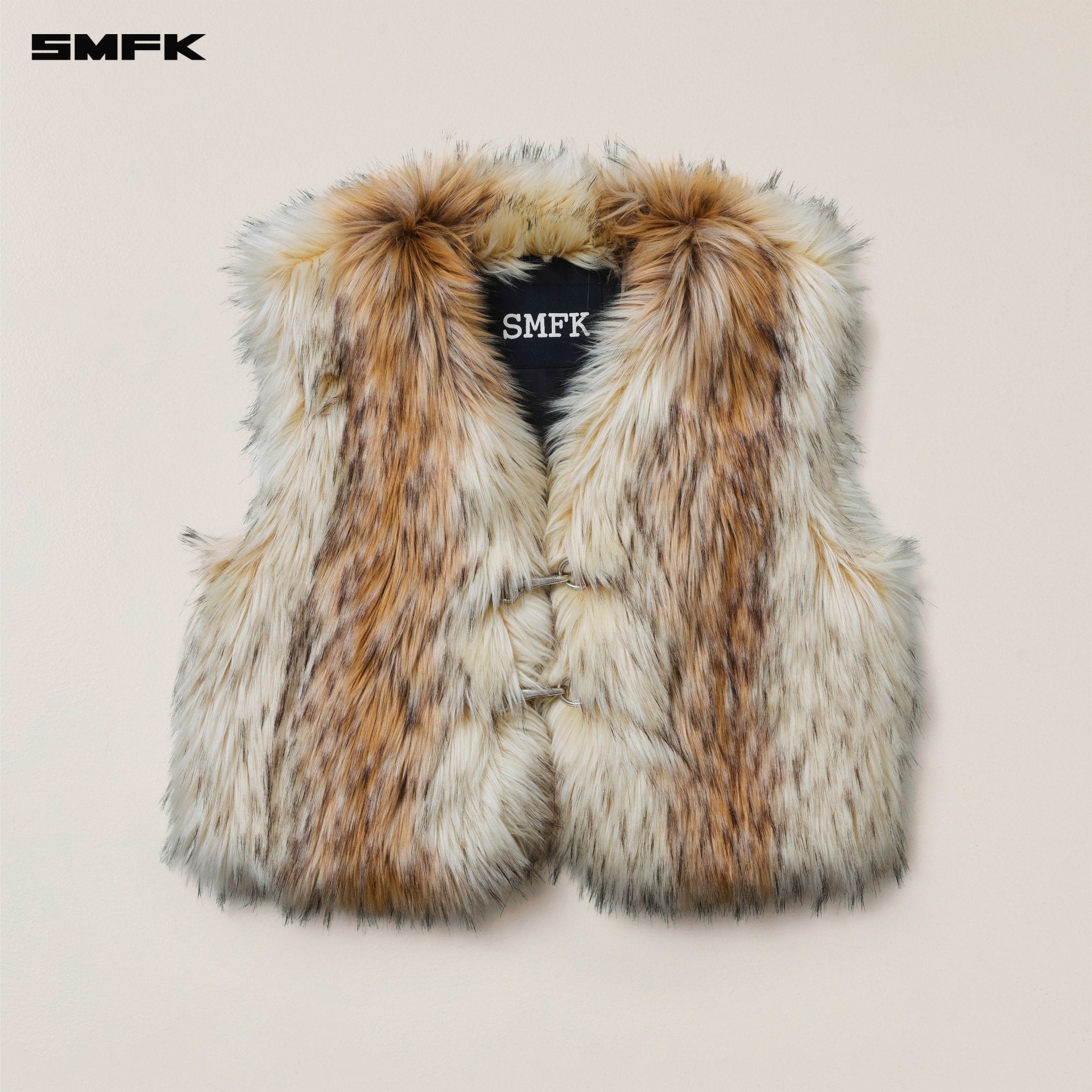 SMFK Compass Grassland Woolly Huge Tank In Arctic Wolf White | MADAX